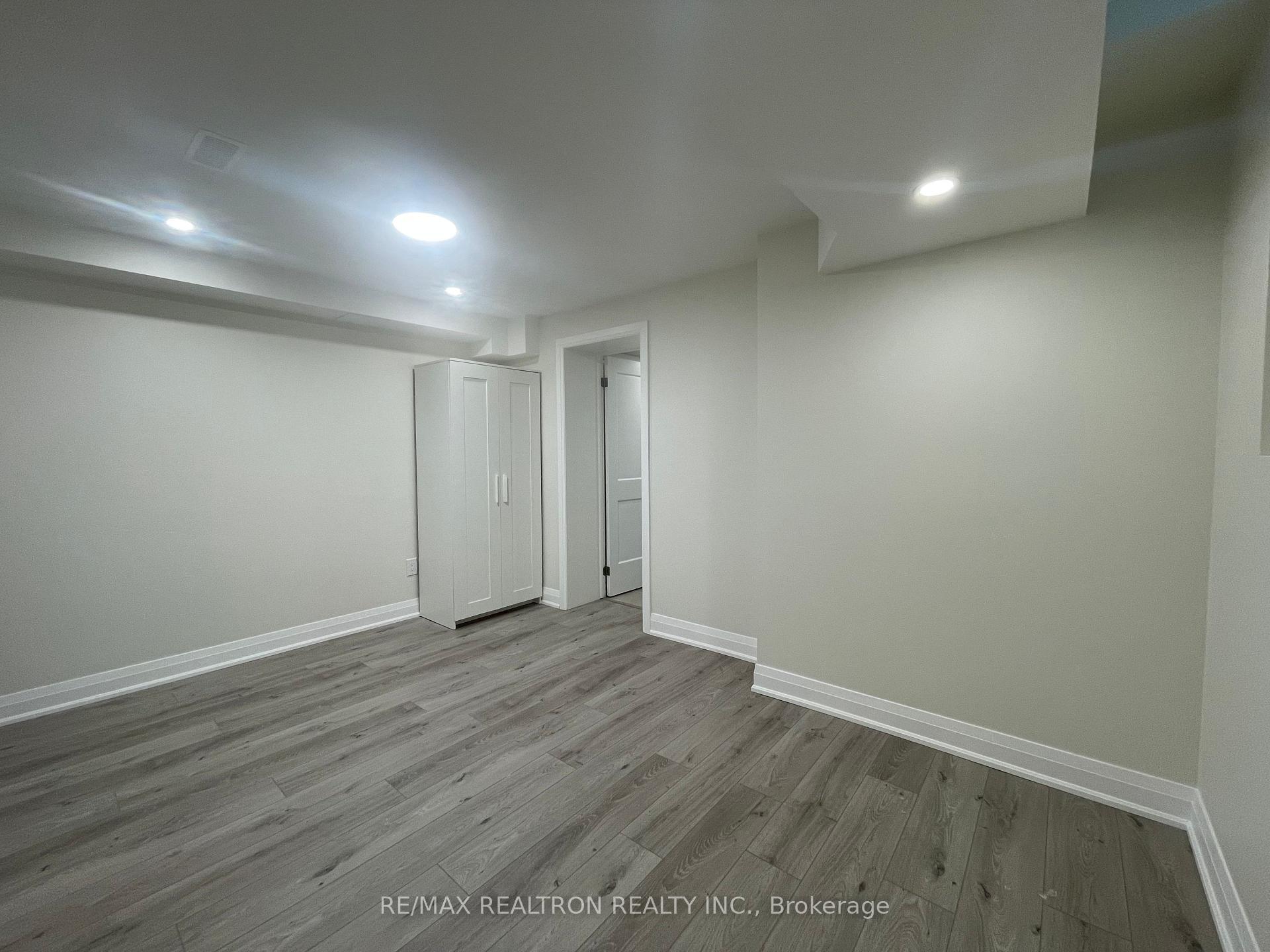 Photo 9 of Unit Lower level, 25 Bitola Drive, Markham, Greensborough — HOMEH