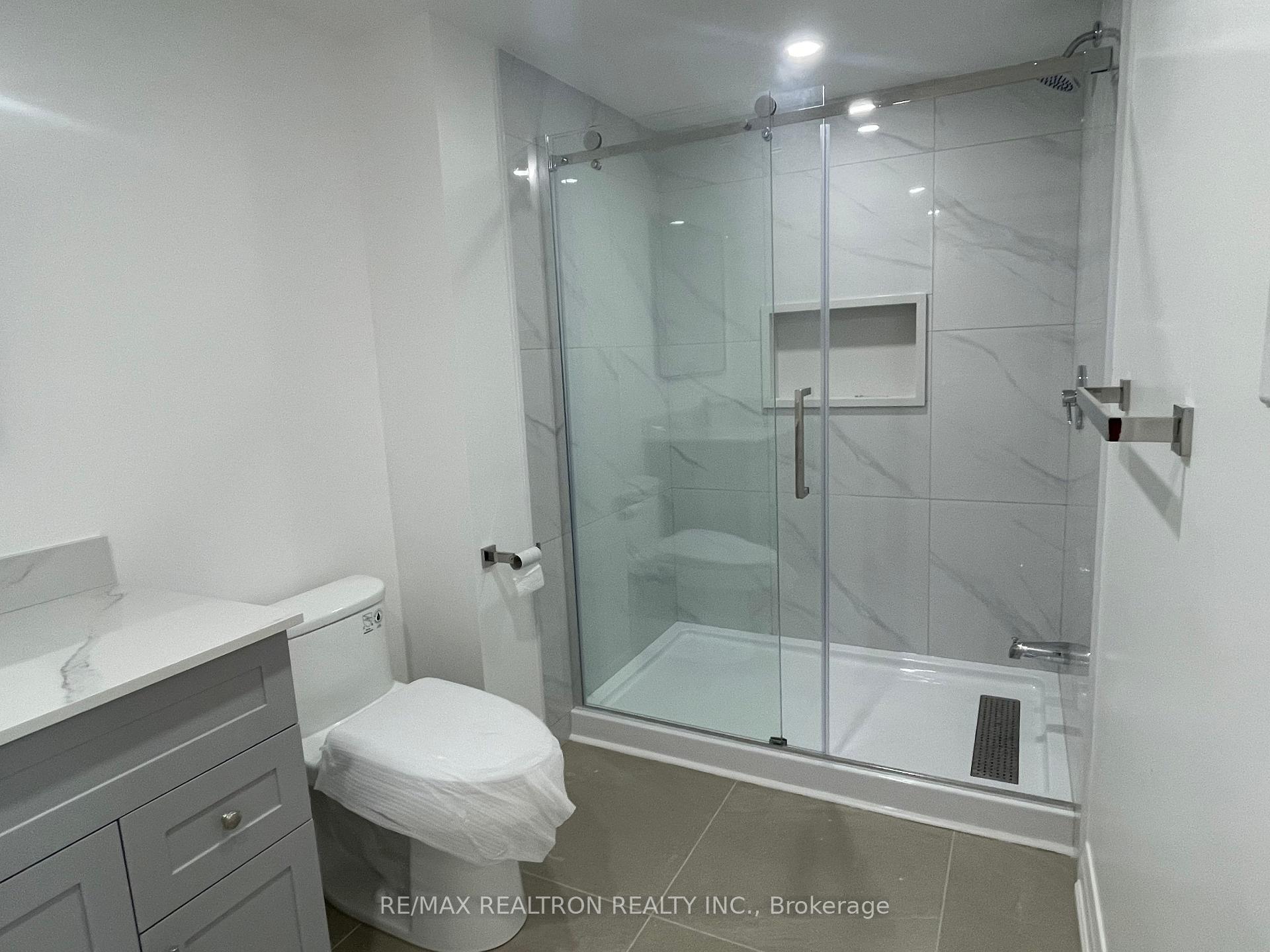 Photo 11 of Unit Lower level, 25 Bitola Drive, Markham, Greensborough — HOMEH