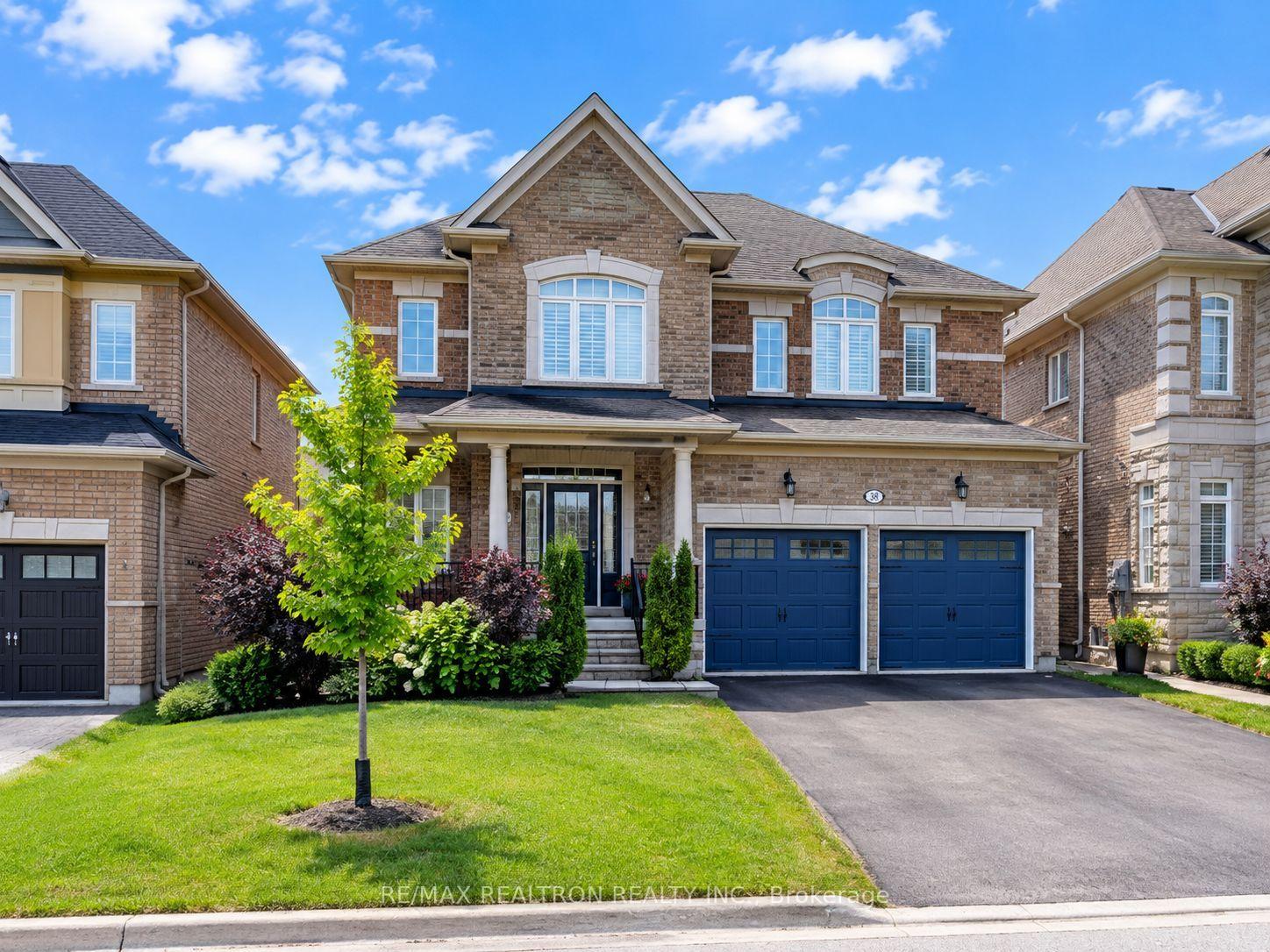 Photo 2 of Unit Lower level, 25 Bitola Drive, Markham, Greensborough — HOMEH