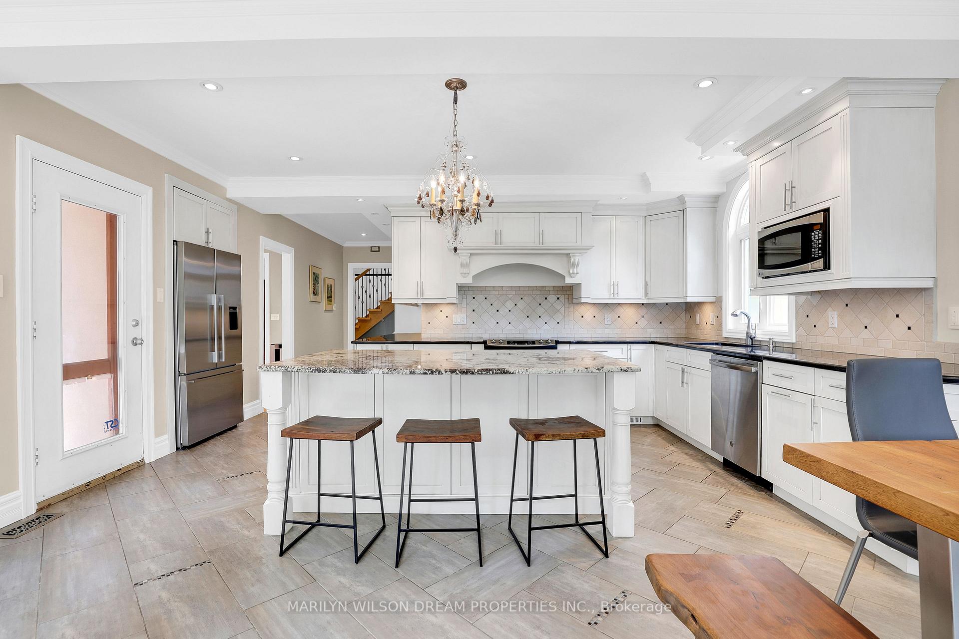 Photo 14 of 388 Mariposa Avenue, Ottawa, Rockcliffe — HOMEH