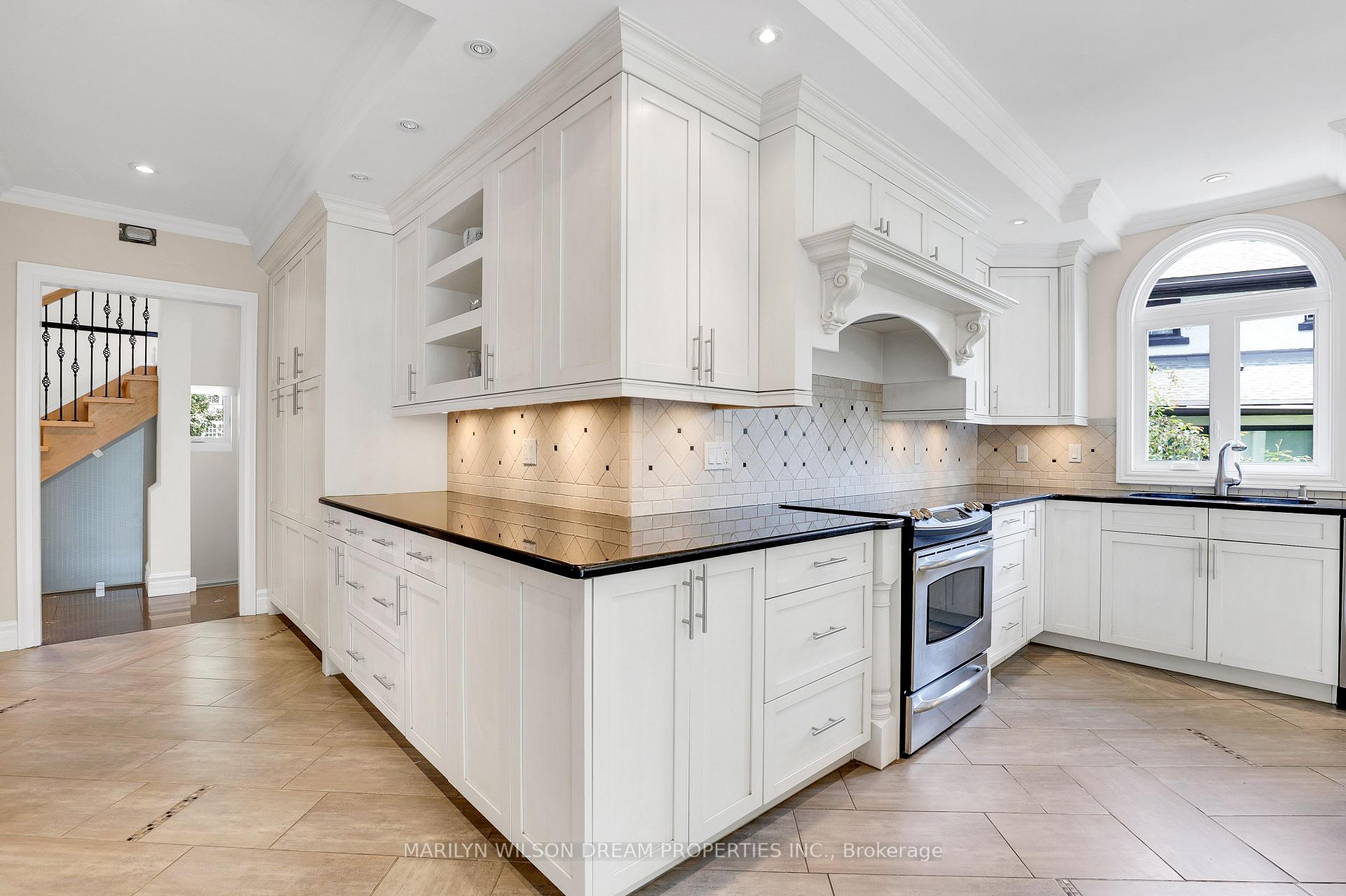 Photo 15 of 388 Mariposa Avenue, Ottawa, Rockcliffe — HOMEH