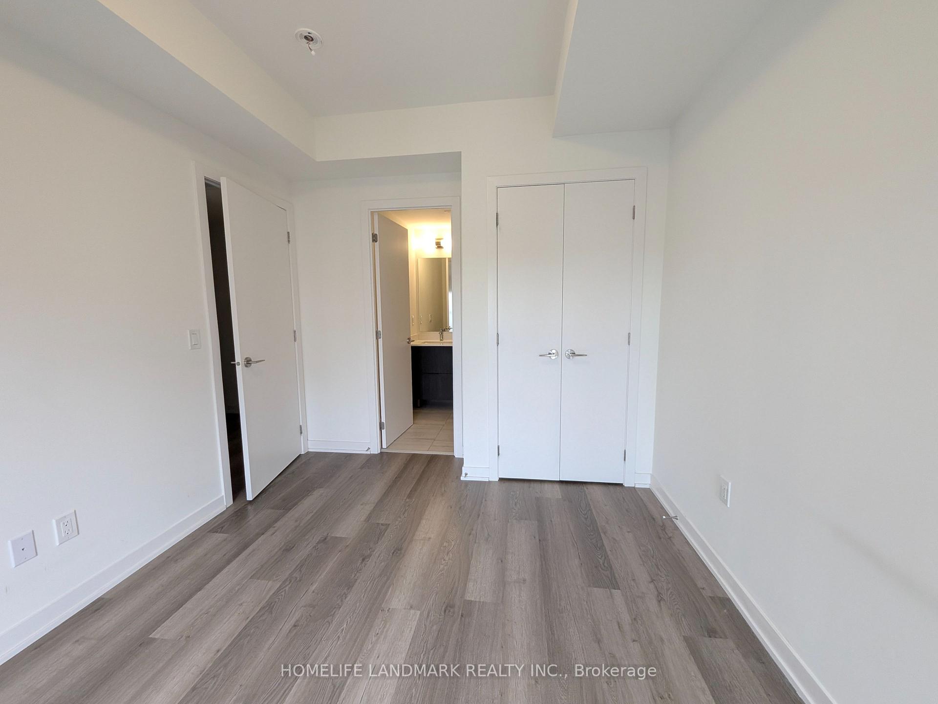 Photo 11 of Unit 1418, 15 David Eyer Road, Richmond Hill, Rural Richmond Hill — HOMEH