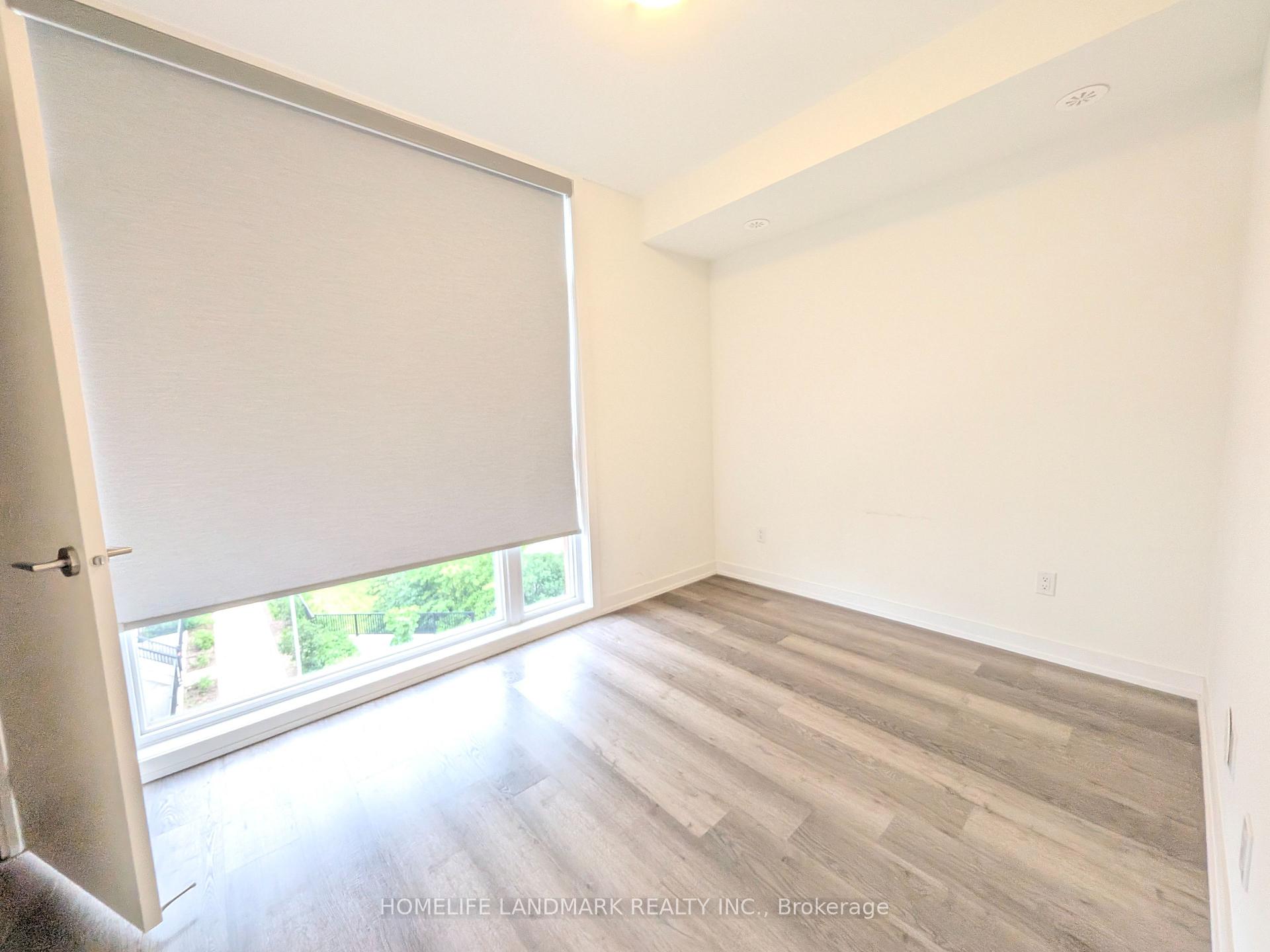 Photo 14 of Unit 1418, 15 David Eyer Road, Richmond Hill, Rural Richmond Hill — HOMEH