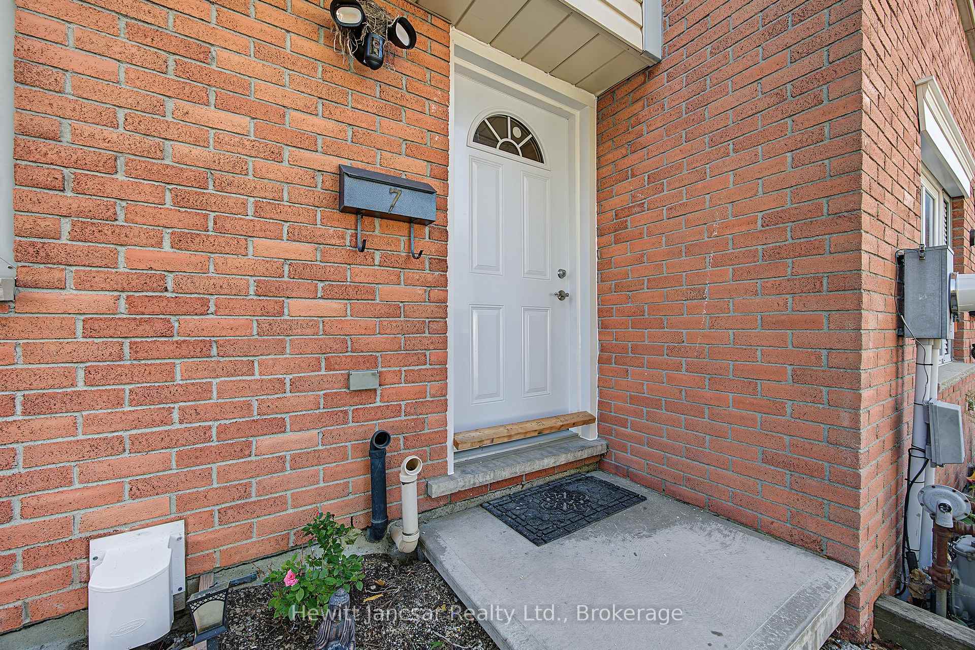 Photo of Unit 7, 125 Bay Street