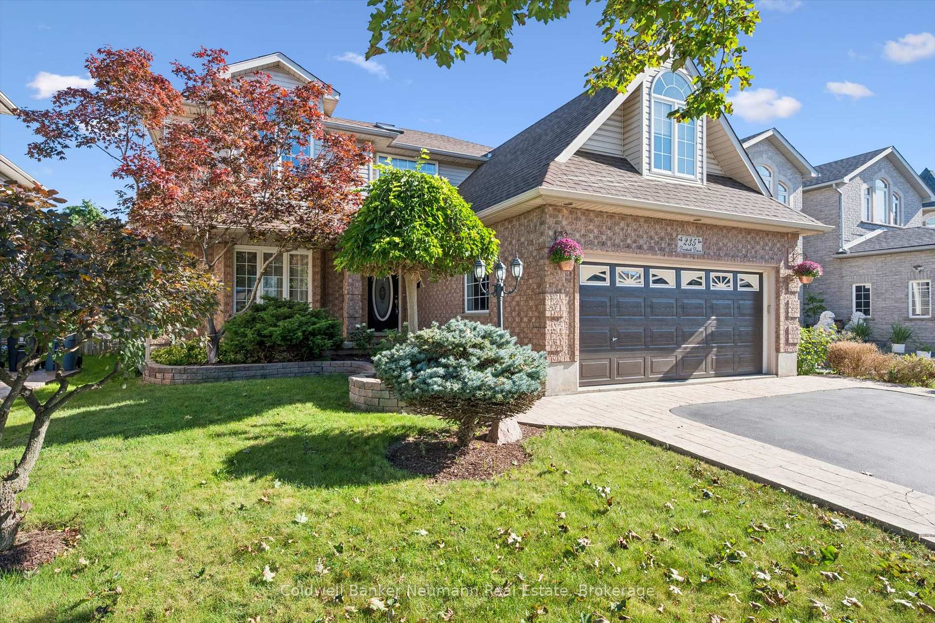 Photo 3 of 235 Deerpath Drive, Guelph, Willow West/Sugarbush/West Acres — HOMEH