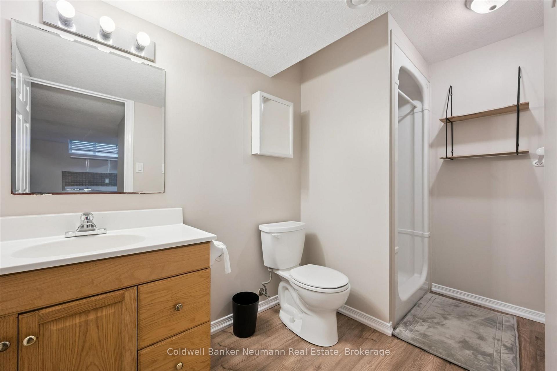 Photo 40 of 235 Deerpath Drive, Guelph, Willow West/Sugarbush/West Acres — HOMEH