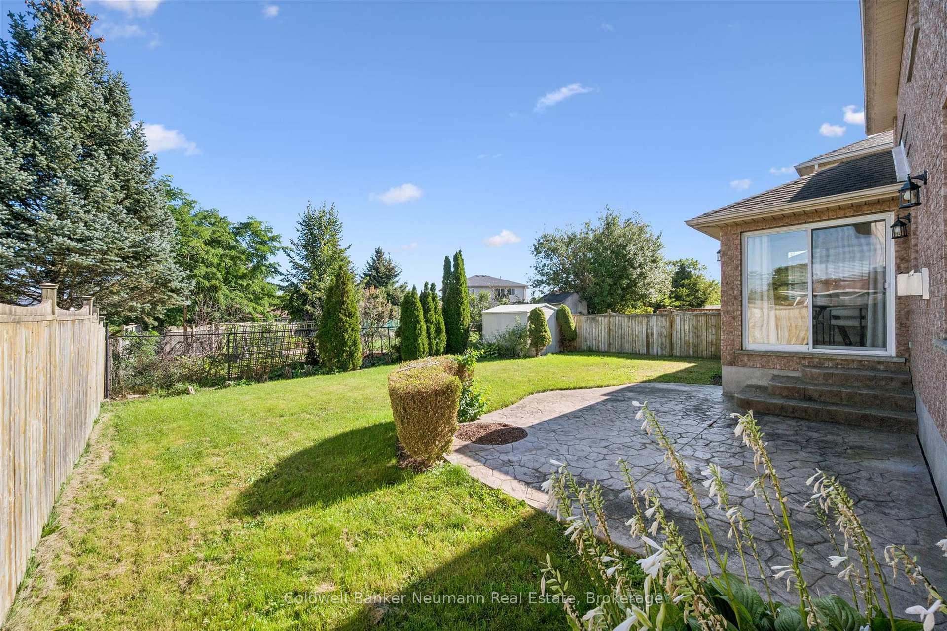 Photo 44 of 235 Deerpath Drive, Guelph, Willow West/Sugarbush/West Acres — HOMEH