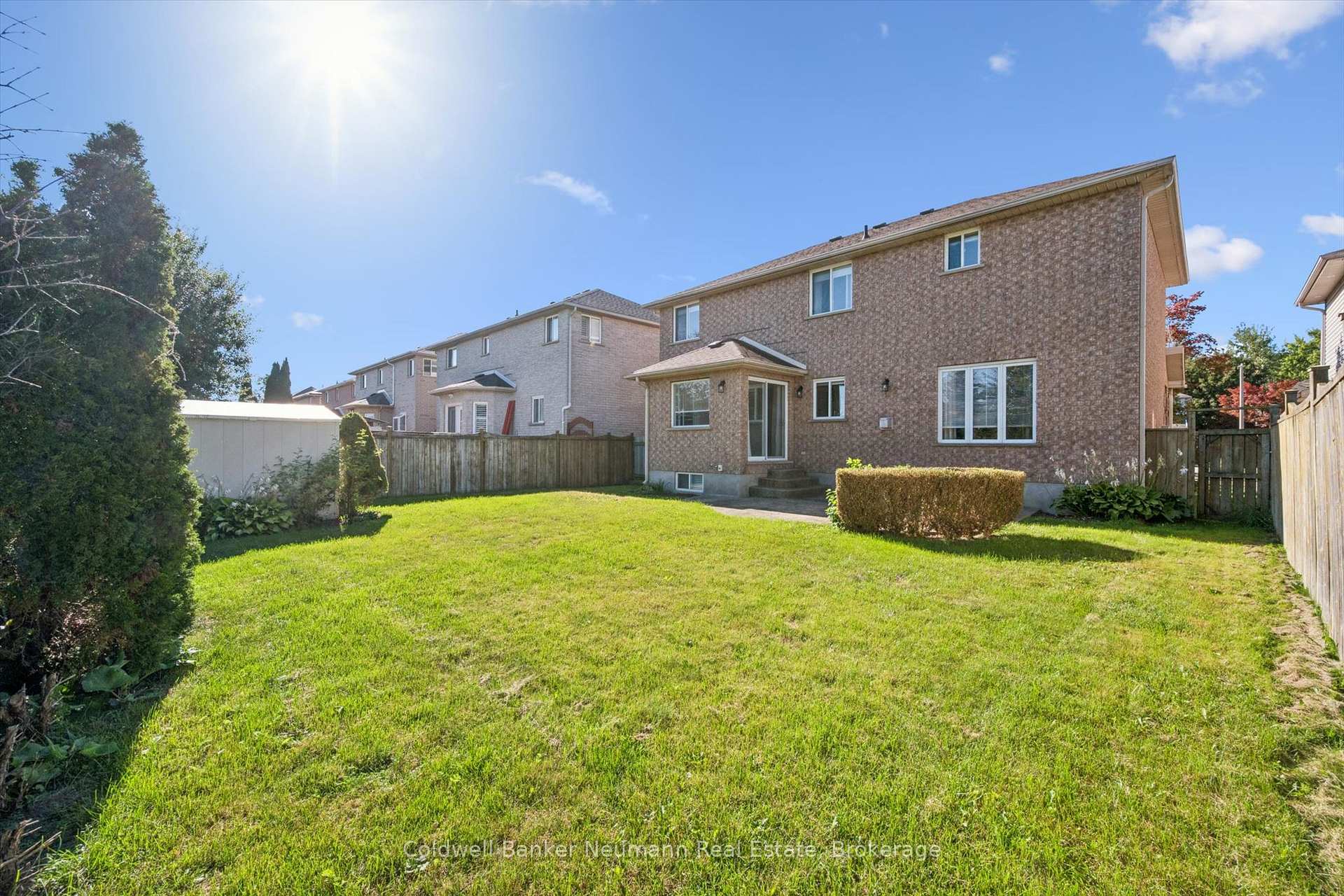 Photo 45 of 235 Deerpath Drive, Guelph, Willow West/Sugarbush/West Acres — HOMEH
