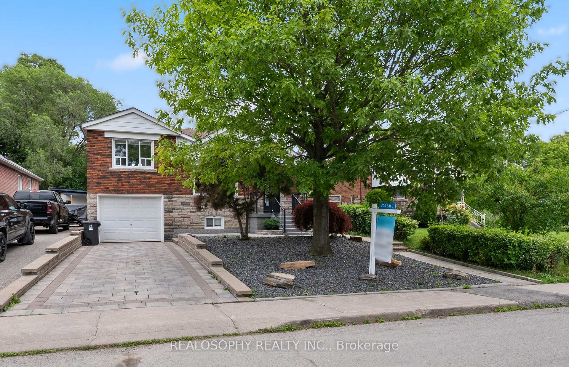 Photo of 69 Squires Avenue