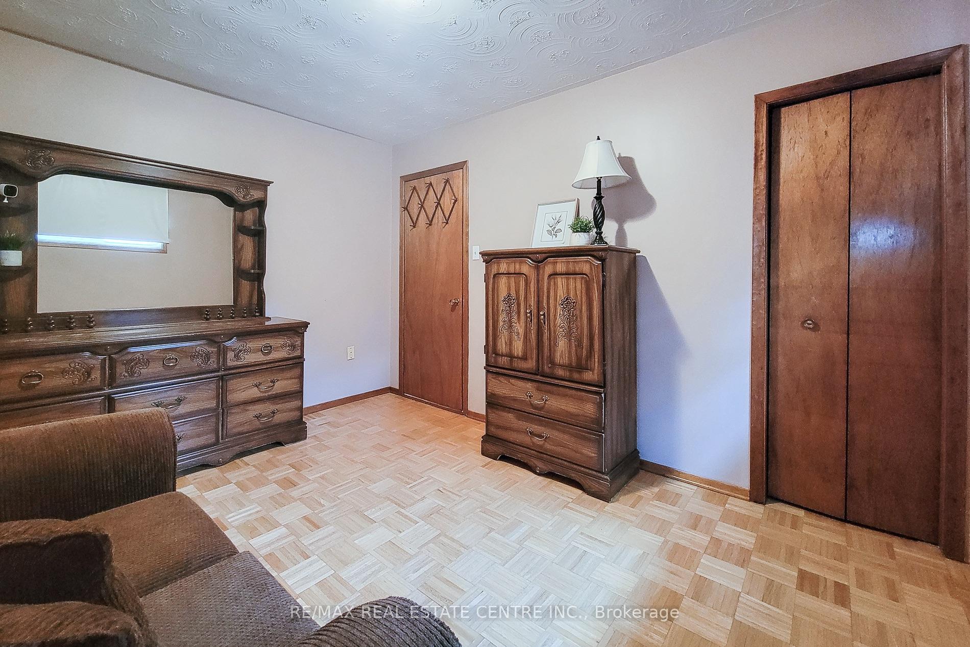 Photo 19 of 137 East 16th Street, Hamilton, Inch Park — HOMEH