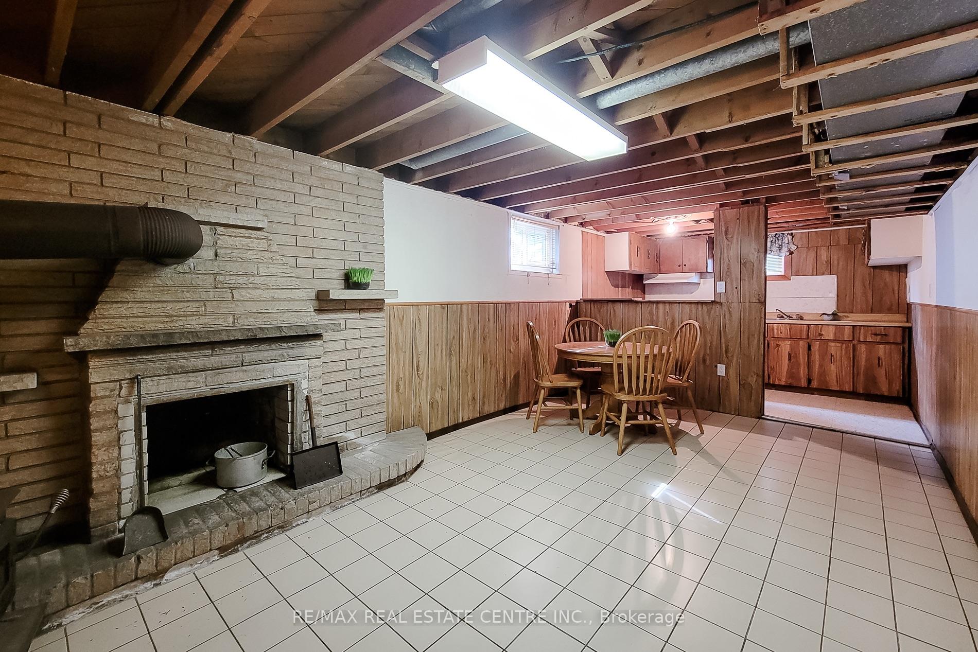Photo 27 of 137 East 16th Street, Hamilton, Inch Park — HOMEH