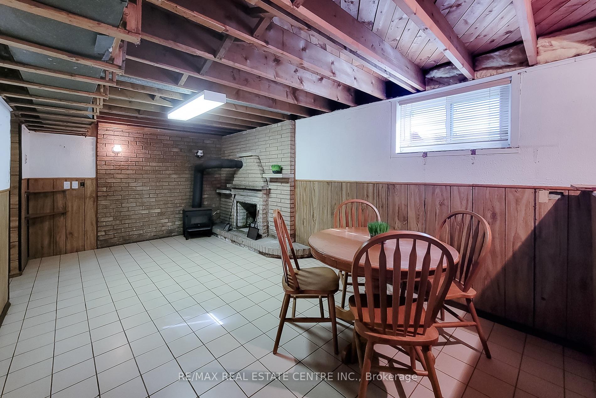 Photo 28 of 137 East 16th Street, Hamilton, Inch Park — HOMEH