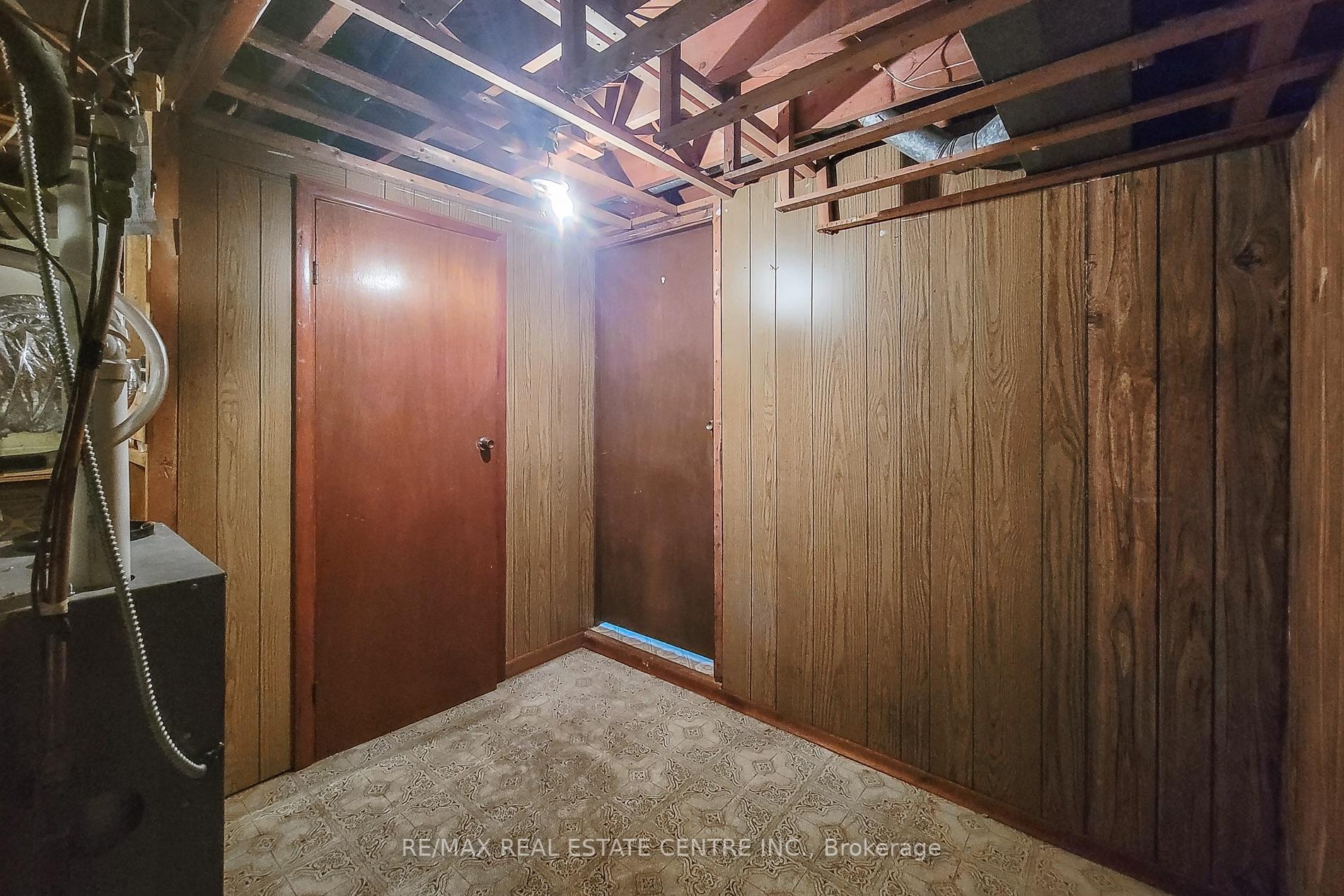 Photo 34 of 137 East 16th Street, Hamilton, Inch Park — HOMEH
