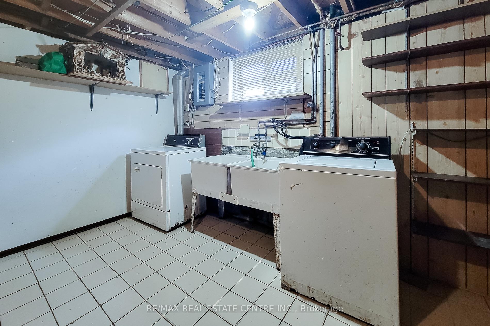 Photo 35 of 137 East 16th Street, Hamilton, Inch Park — HOMEH