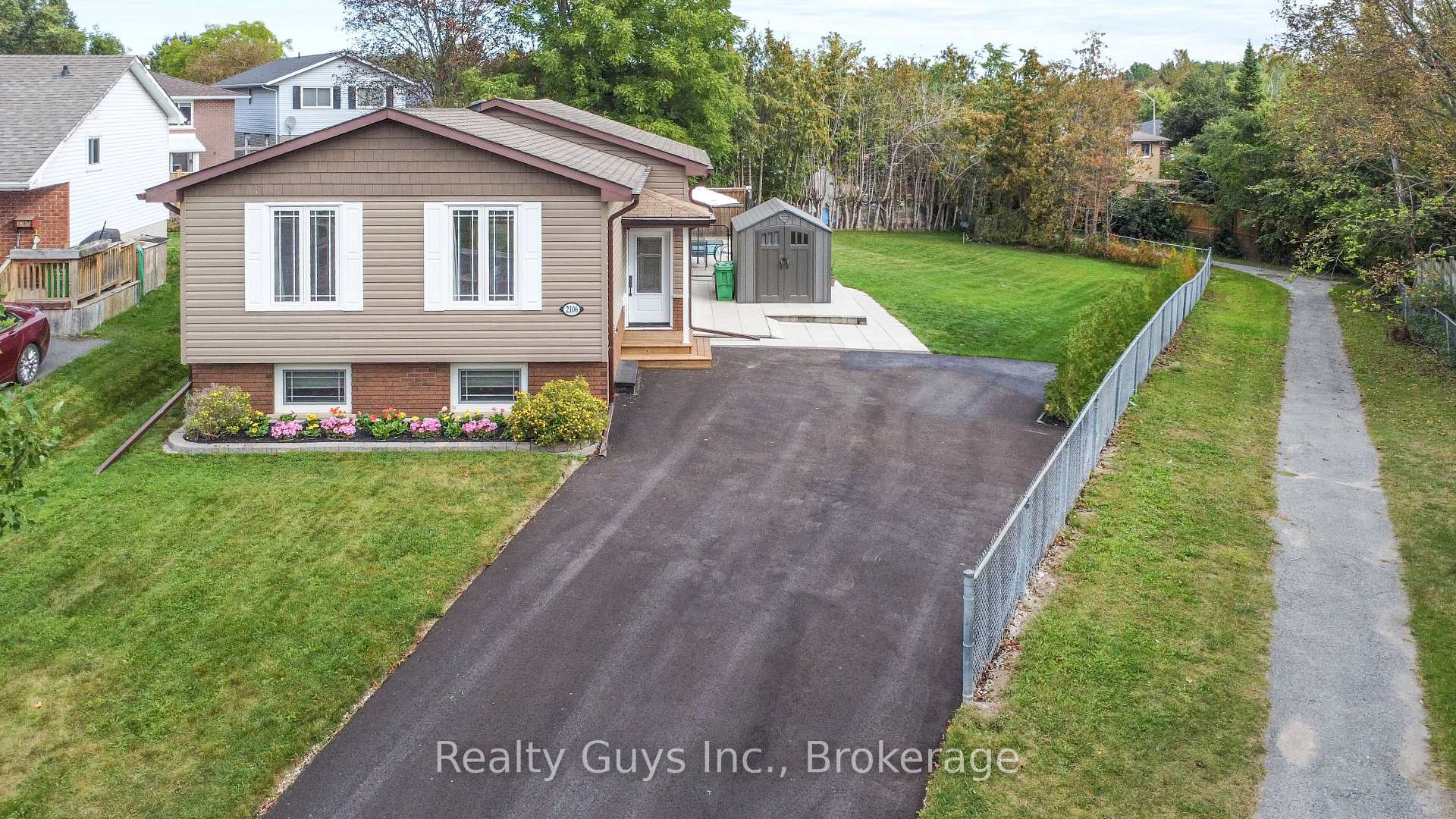 Photo 1 of 2106 Springwood Road, Peterborough, Monaghan Ward 2 — HOMEH