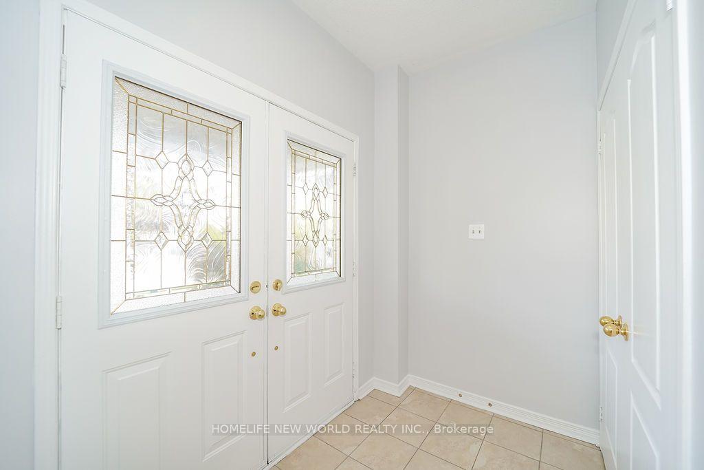 Photo 3 of 59 Wheelwright Drive, Richmond Hill, Oak Ridges Lake Wilcox — HOMEH