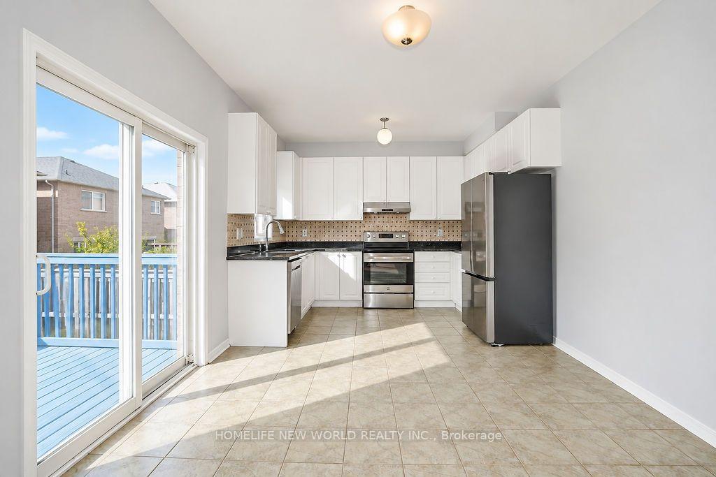 Photo 9 of 59 Wheelwright Drive, Richmond Hill, Oak Ridges Lake Wilcox — HOMEH
