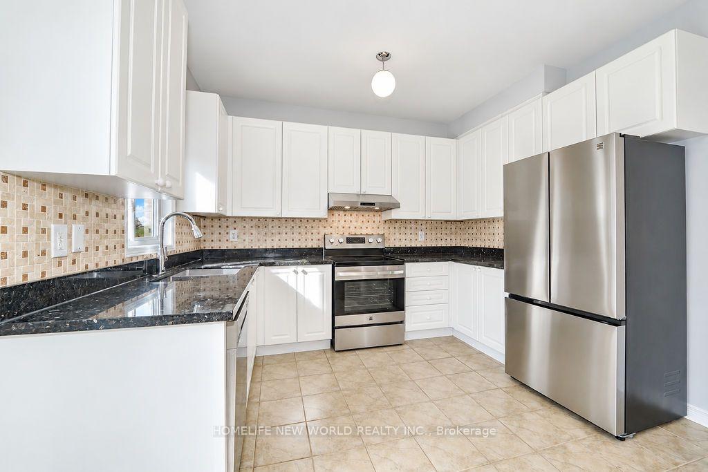Photo 11 of 59 Wheelwright Drive, Richmond Hill, Oak Ridges Lake Wilcox — HOMEH