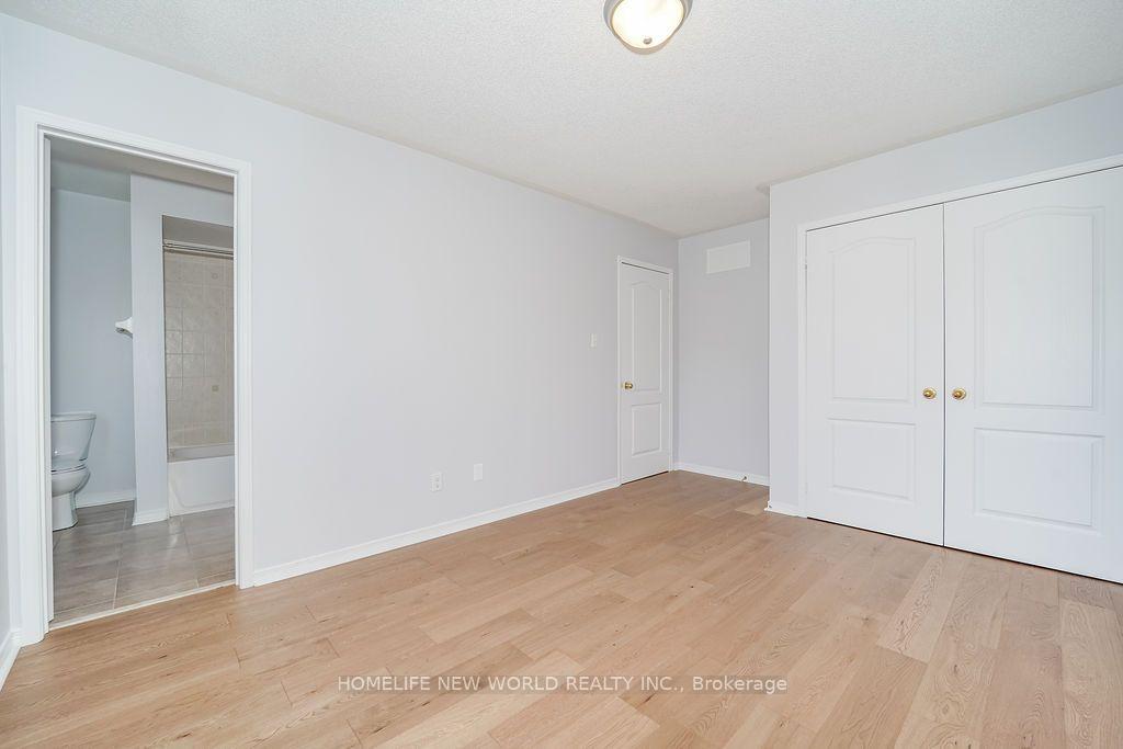 Photo 32 of 59 Wheelwright Drive, Richmond Hill, Oak Ridges Lake Wilcox — HOMEH