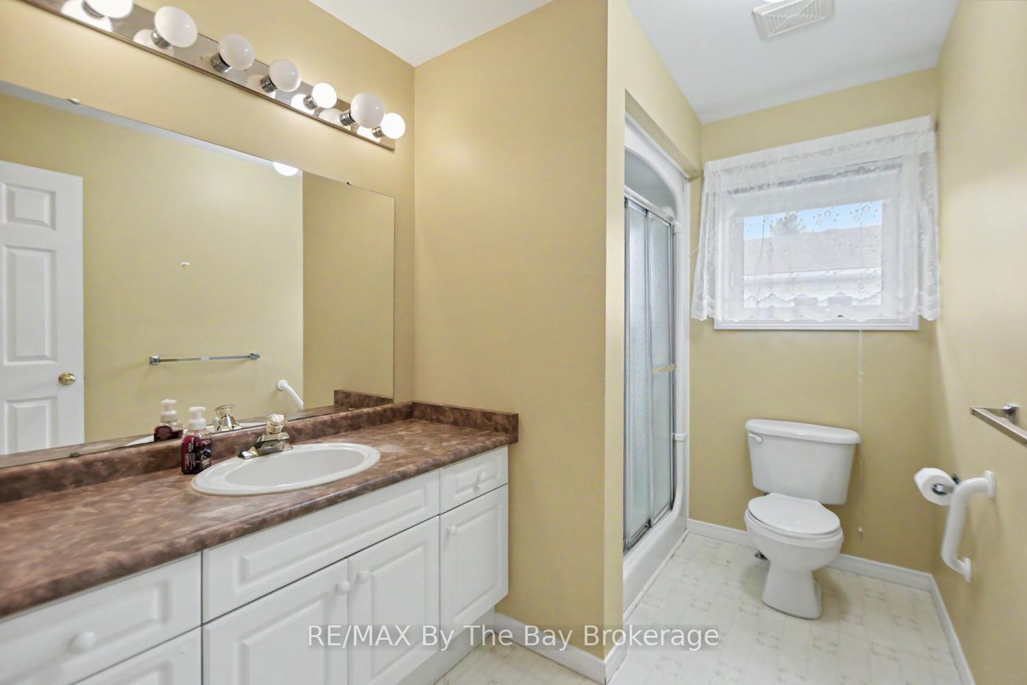 Photo 20 of 30 St James Place, Wasaga Beach — HOMEH