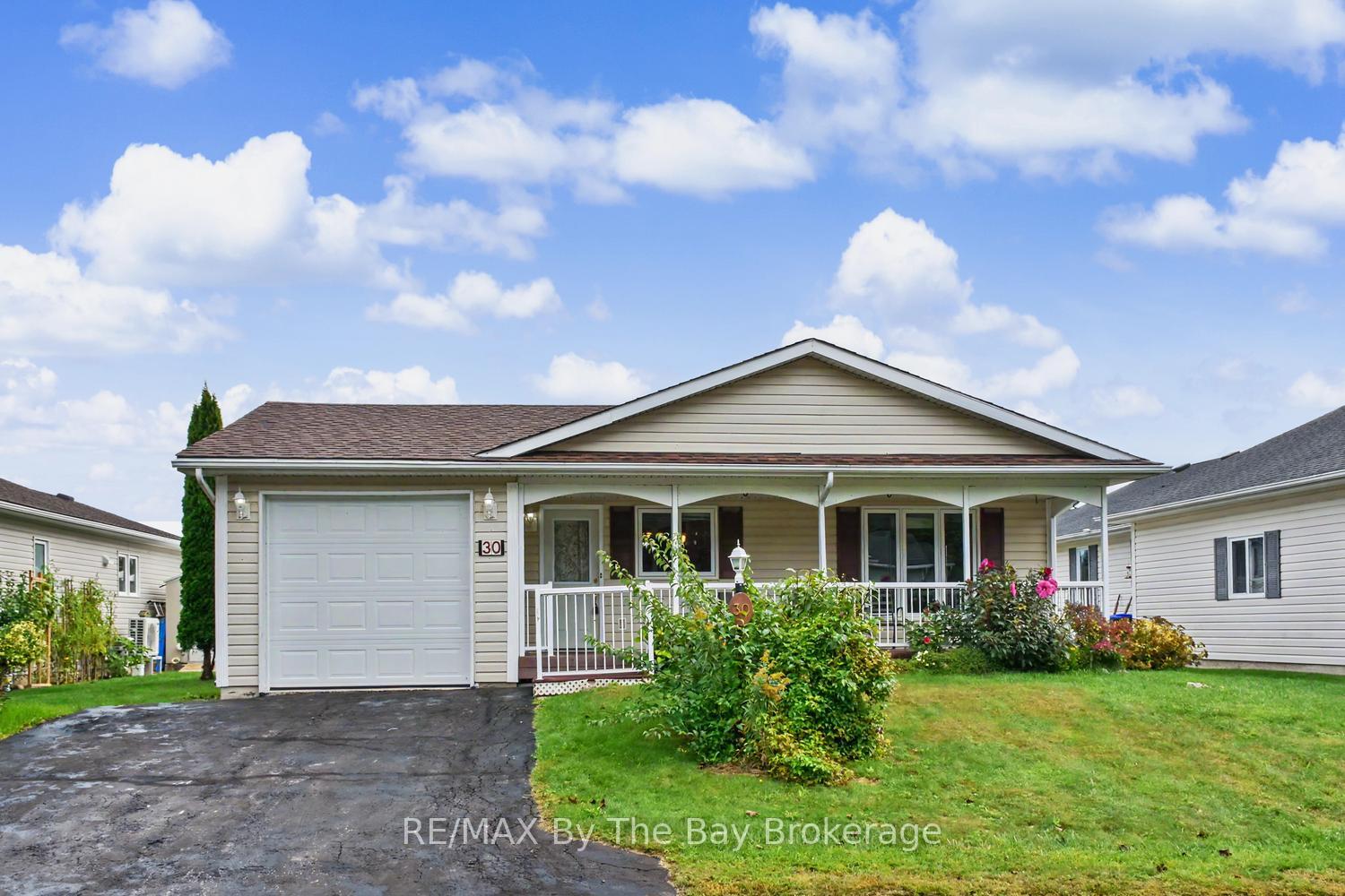 Photo 25 of 30 St James Place, Wasaga Beach — HOMEH