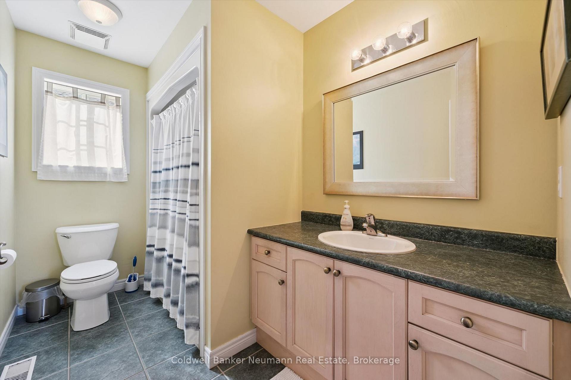 Photo 11 of 14 Wilton Road, Guelph, Victoria North — HOMEH