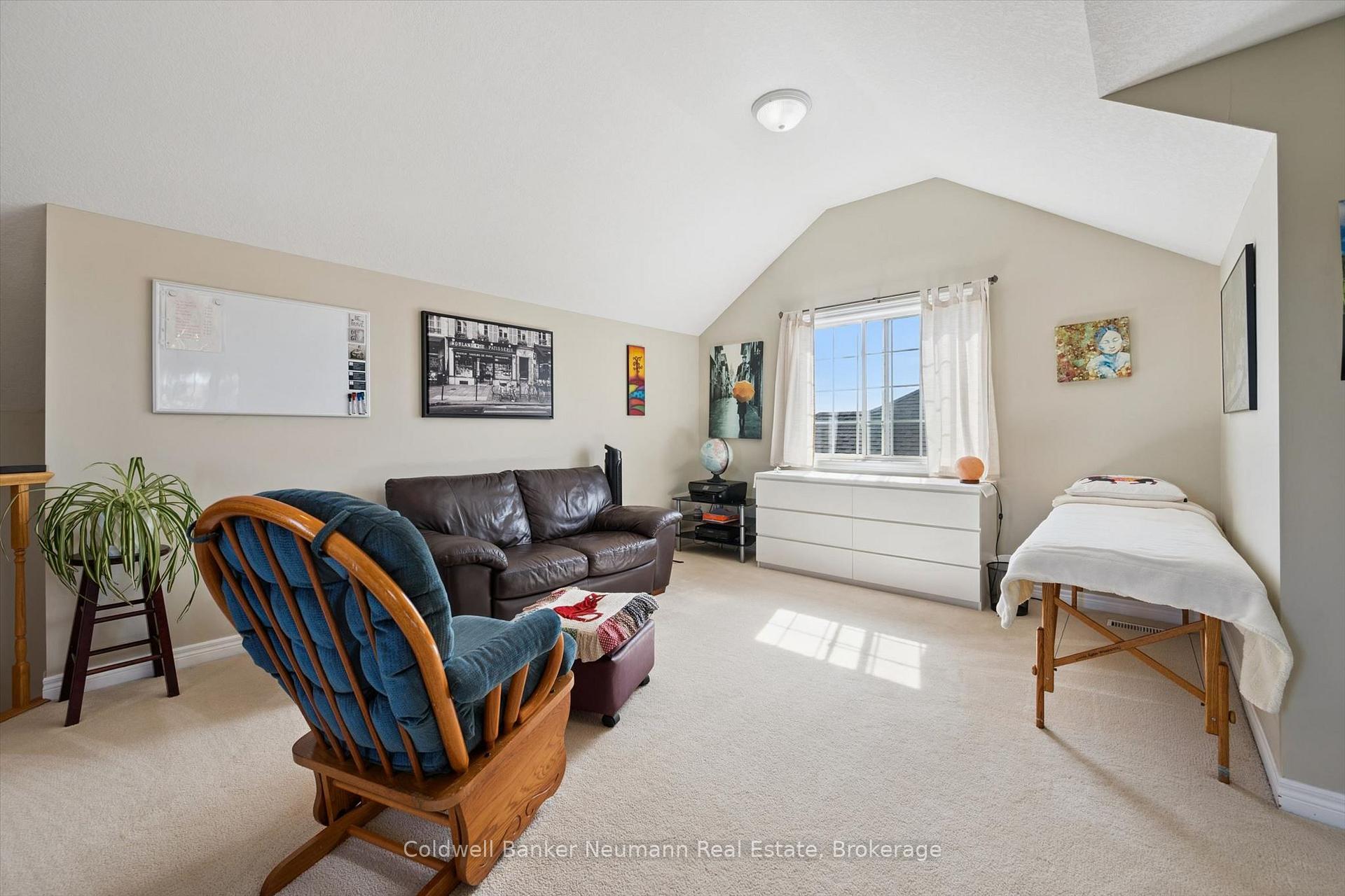 Photo 14 of 14 Wilton Road, Guelph, Victoria North — HOMEH