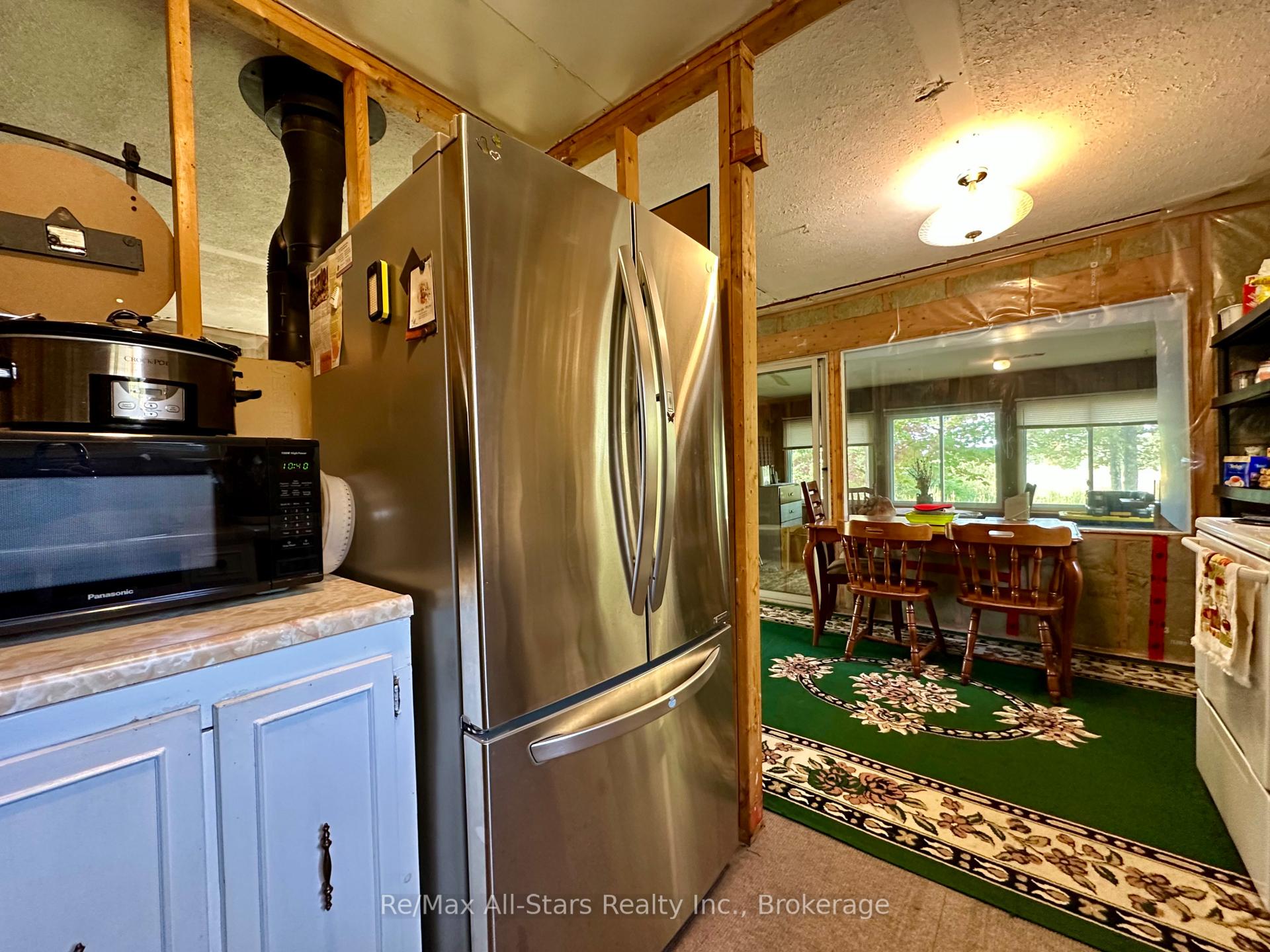 Photo 11 of 16 Peninsula Court, Trent Lakes — HOMEH