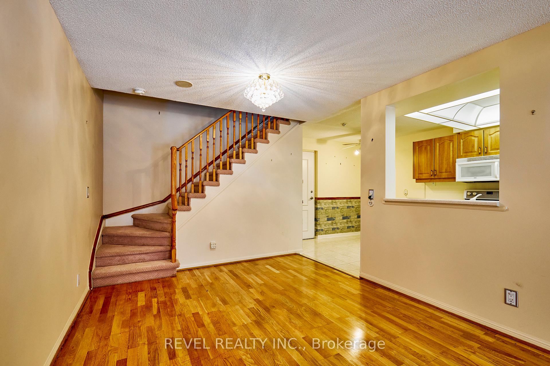 Photo 7 of Unit 411, 1400 The Esplanade N, Pickering, Town Centre — HOMEH