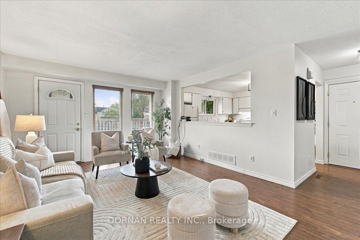 Photo of Unit 39, 1333 Mary Street N