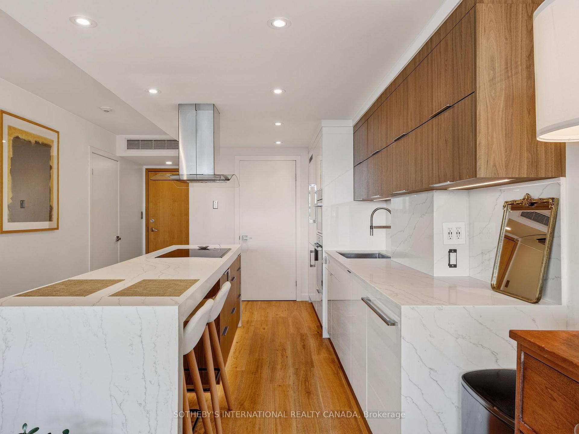 Photo 11 of Unit 906, 550 Queens Quay W, Toronto, Waterfront Communities — HOMEH