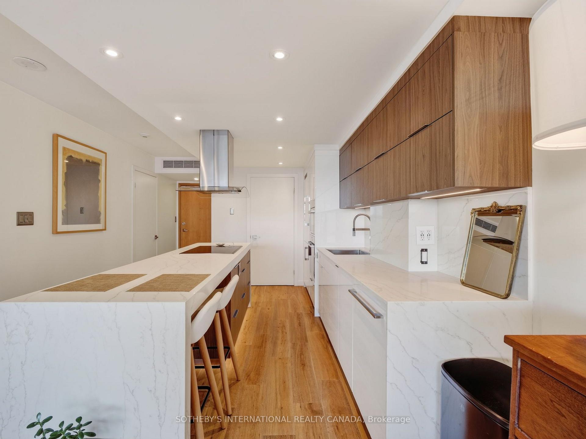 Photo 12 of Unit 906, 550 Queens Quay W, Toronto, Waterfront Communities — HOMEH