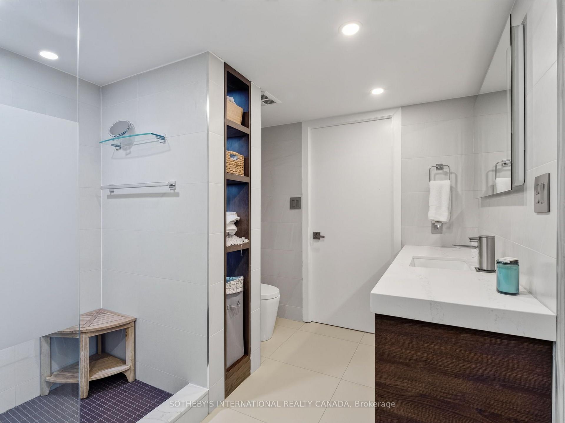 Photo 25 of Unit 906, 550 Queens Quay W, Toronto, Waterfront Communities — HOMEH
