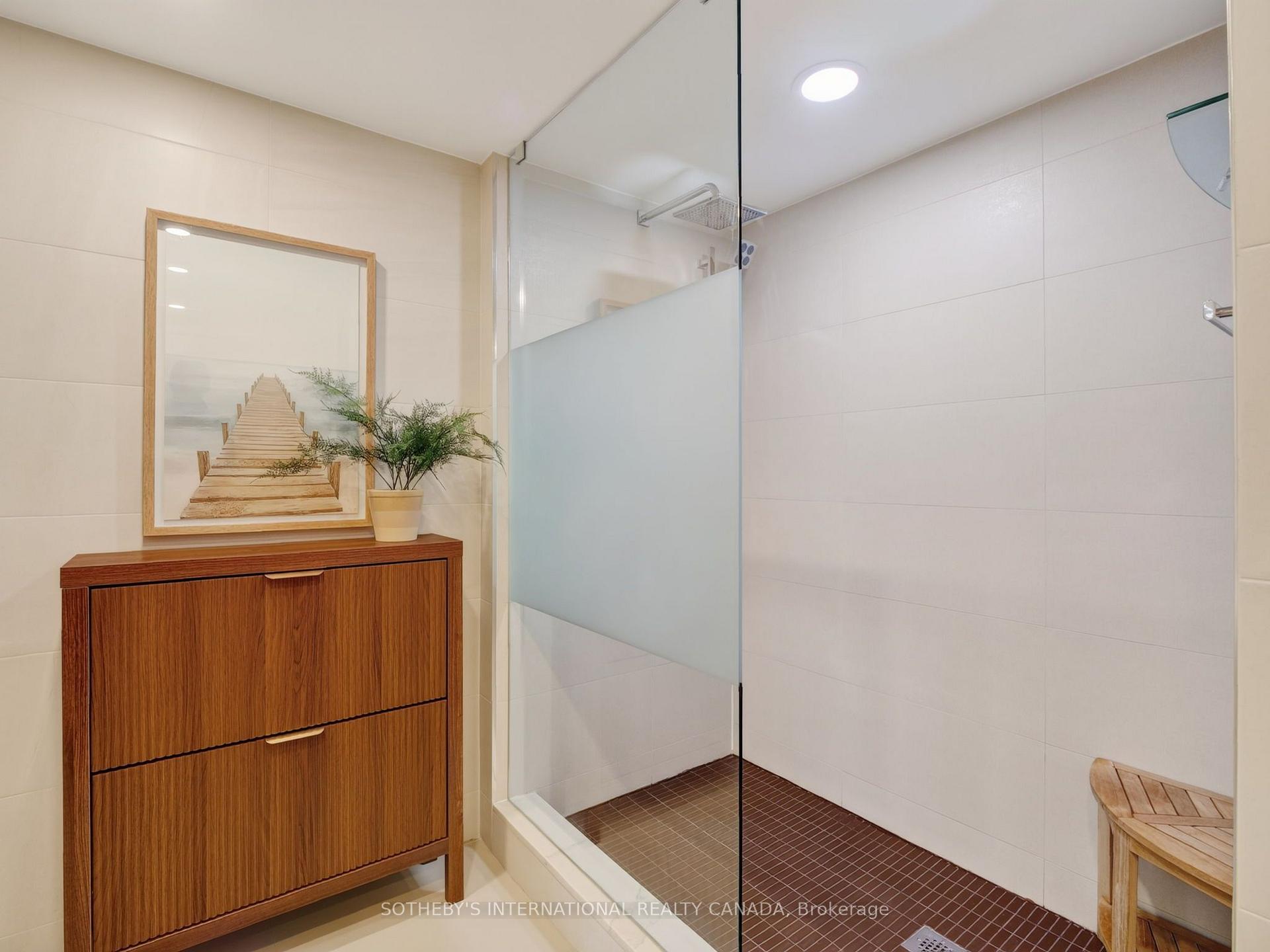 Photo 28 of Unit 906, 550 Queens Quay W, Toronto, Waterfront Communities — HOMEH