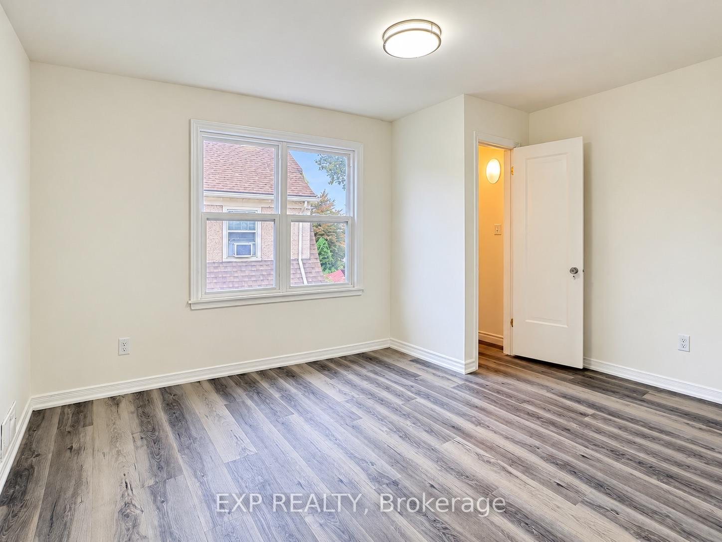 Photo 23 of 4883 Simcoe Street, Niagara Falls, Cherrywood — HOMEH