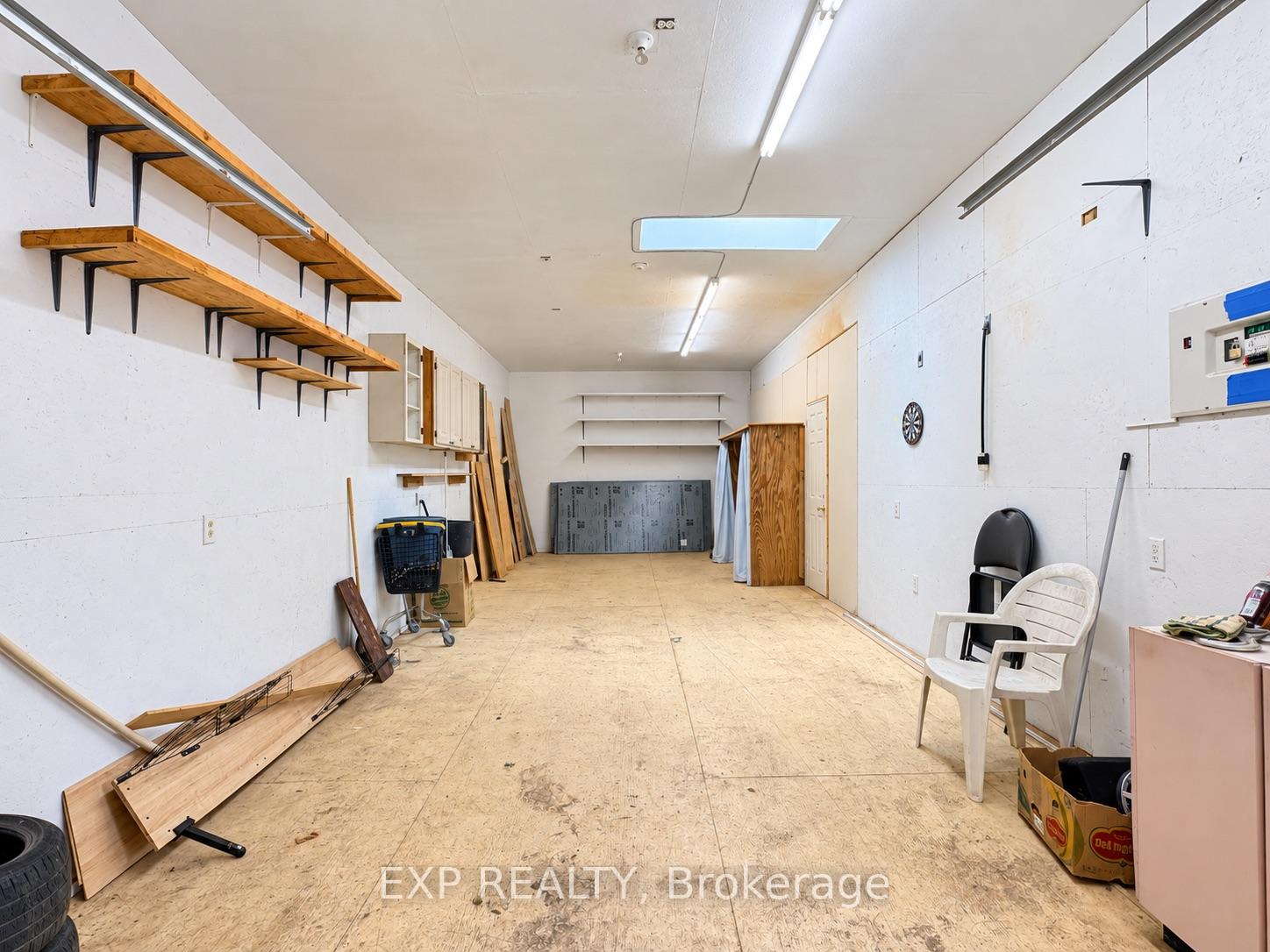 Photo 33 of 4883 Simcoe Street, Niagara Falls, Cherrywood — HOMEH