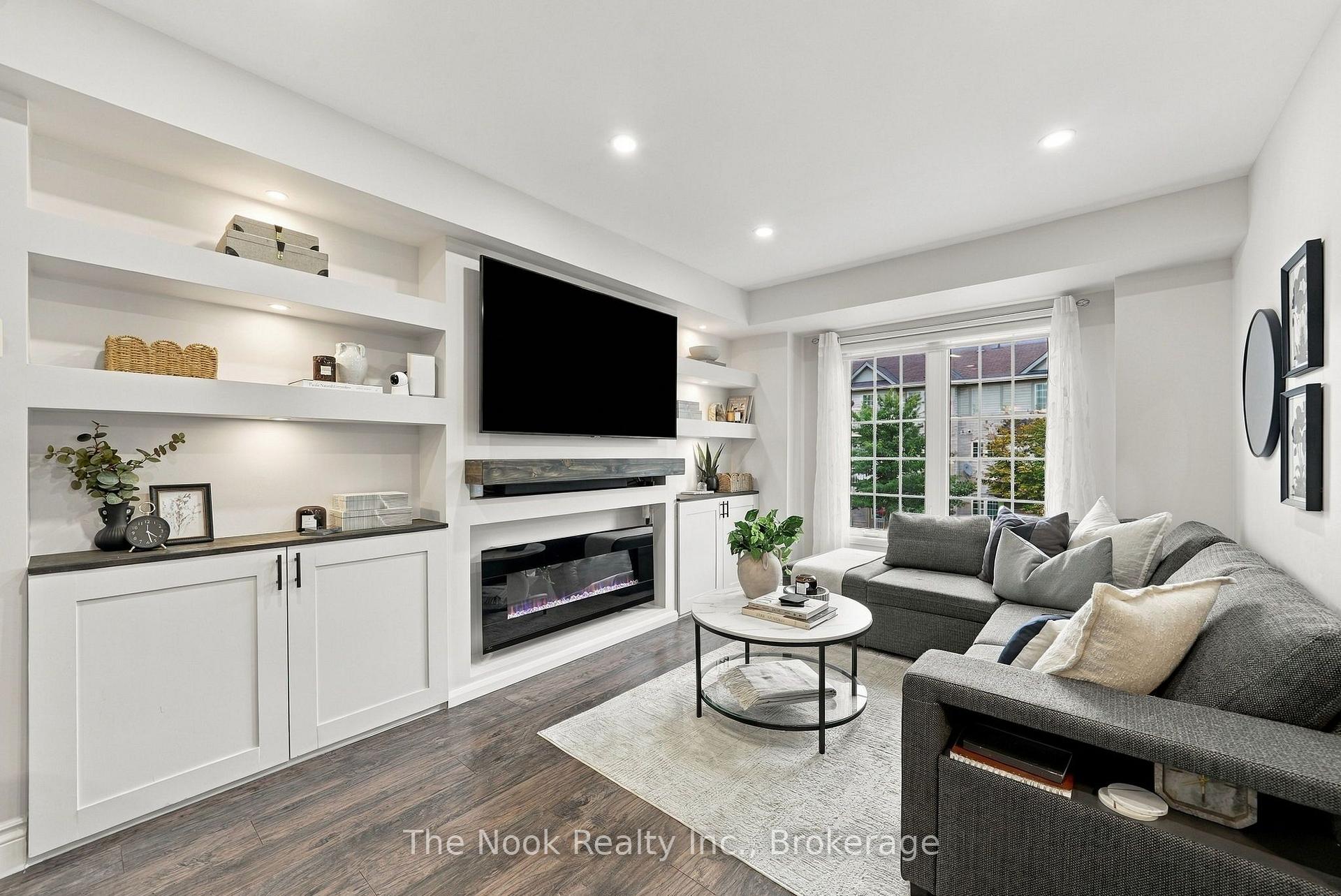 Photo 5 of 20 Pendrill Way, Ajax, Central East — HOMEH