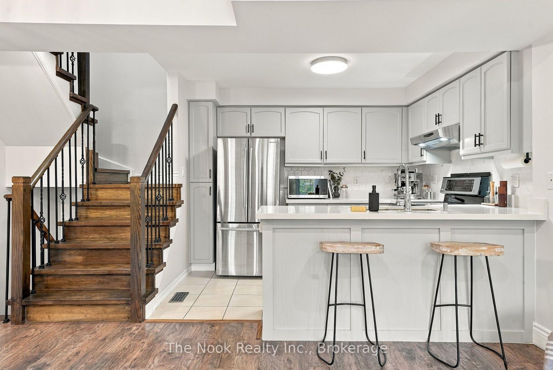 Photo 10 of 20 Pendrill Way, Ajax, Central East — HOMEH