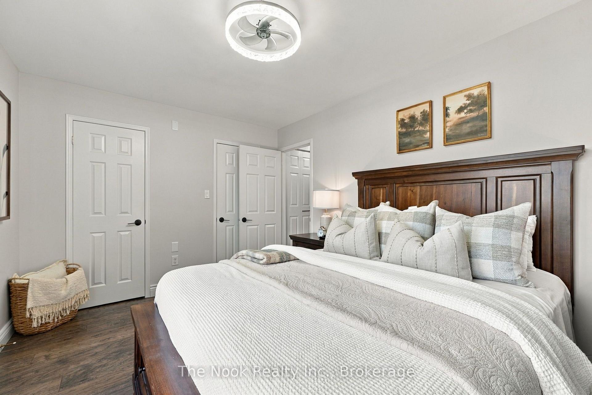 Photo 17 of 20 Pendrill Way, Ajax, Central East — HOMEH