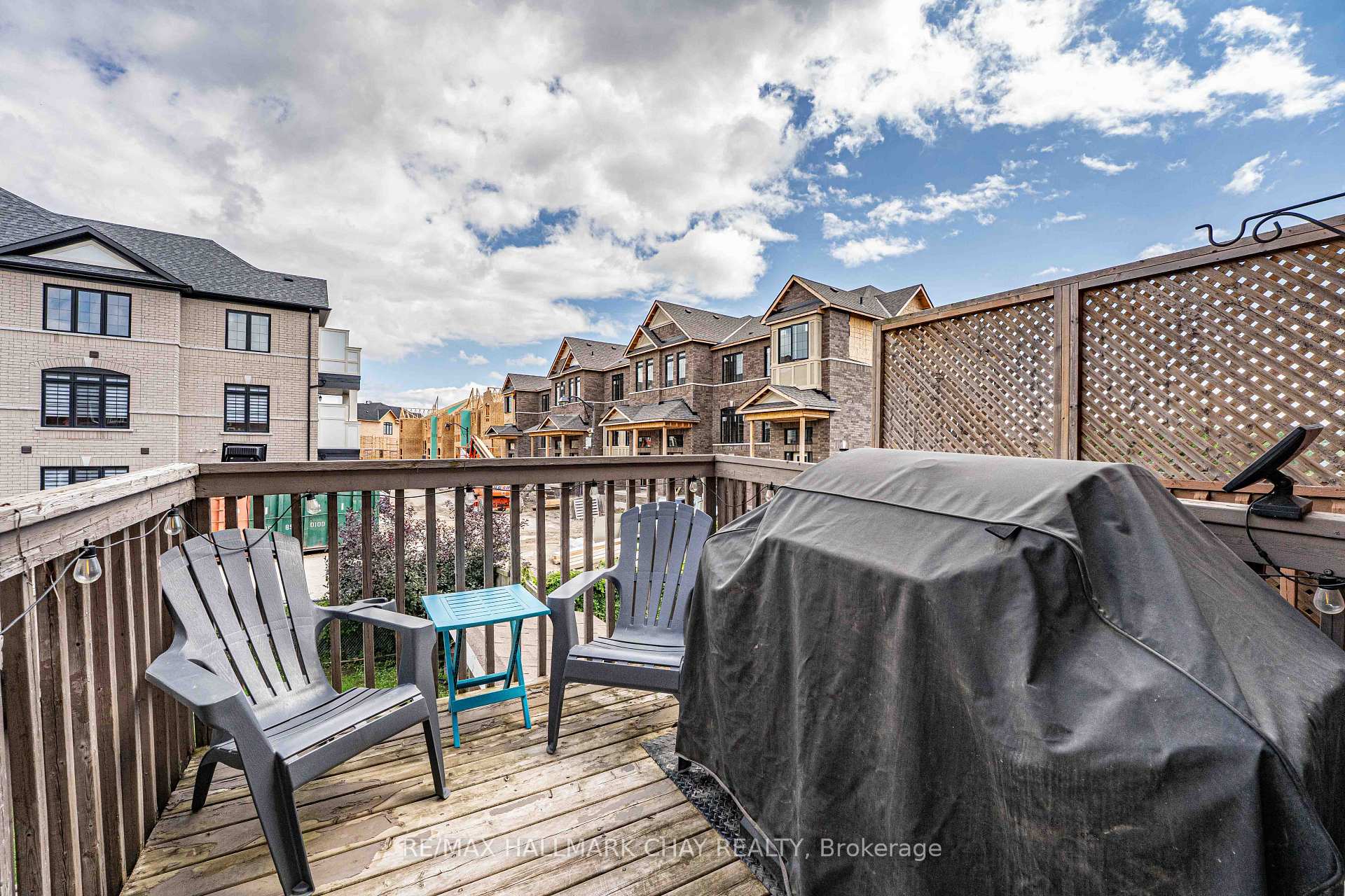 Photo 4 of 2035 Swan Street, Innisfil, Alcona — HOMEH