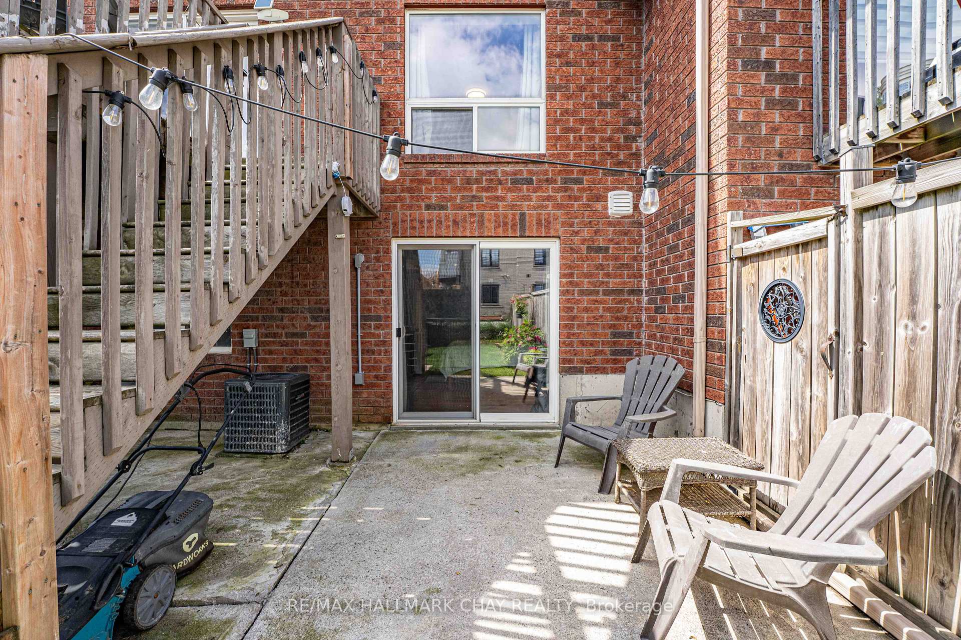 Photo 8 of 2035 Swan Street, Innisfil, Alcona — HOMEH