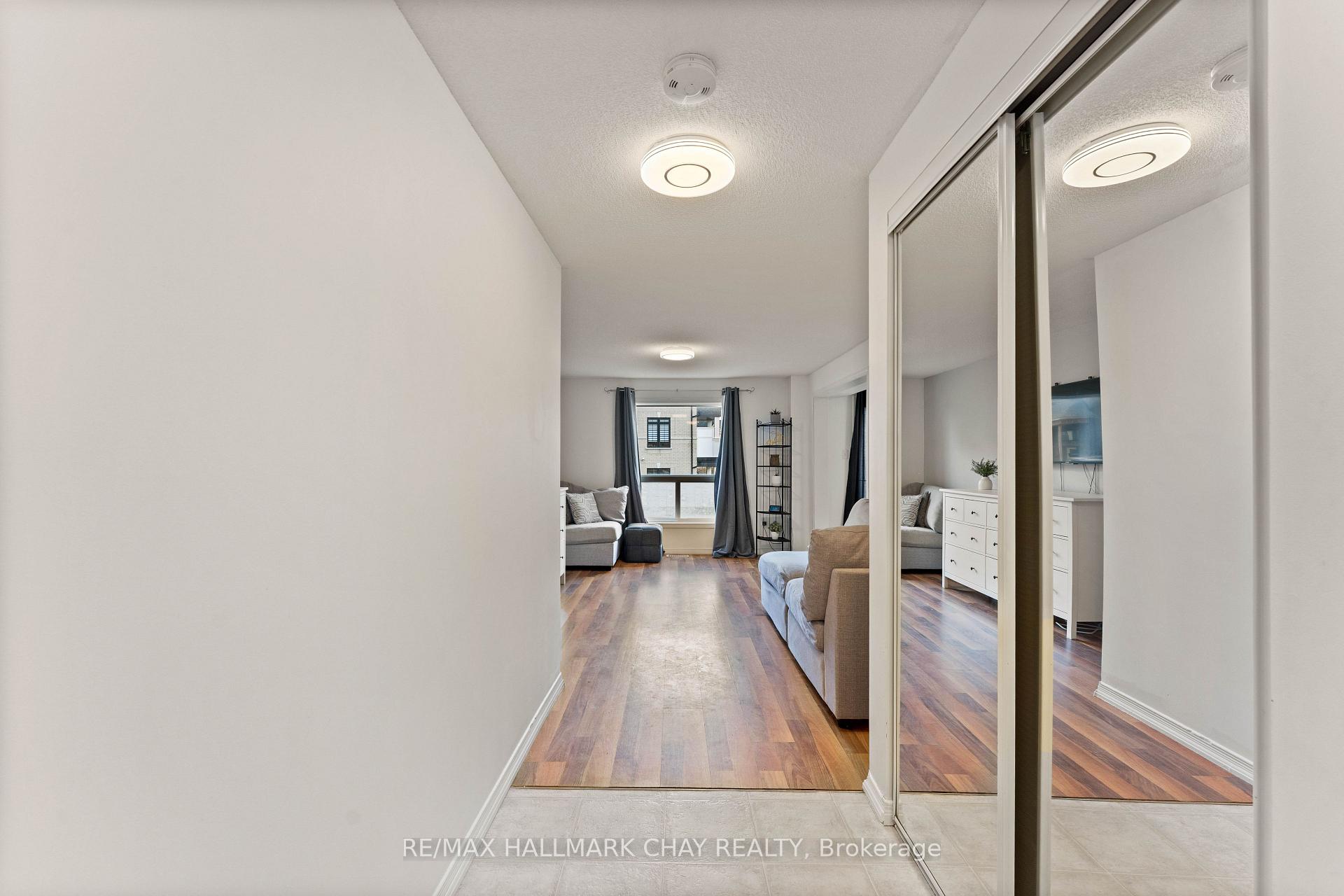 Photo 9 of 2035 Swan Street, Innisfil, Alcona — HOMEH