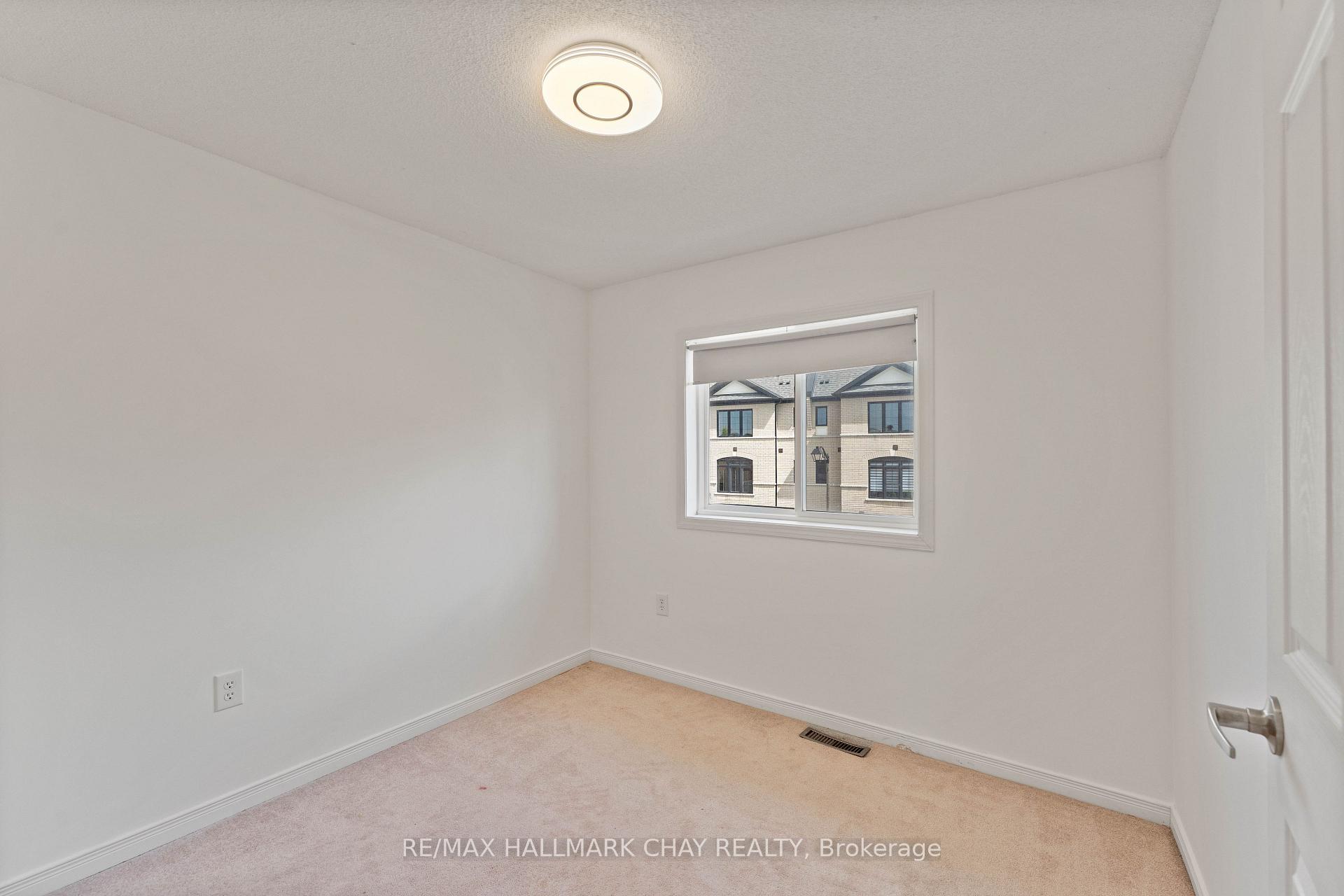 Photo 17 of 2035 Swan Street, Innisfil, Alcona — HOMEH