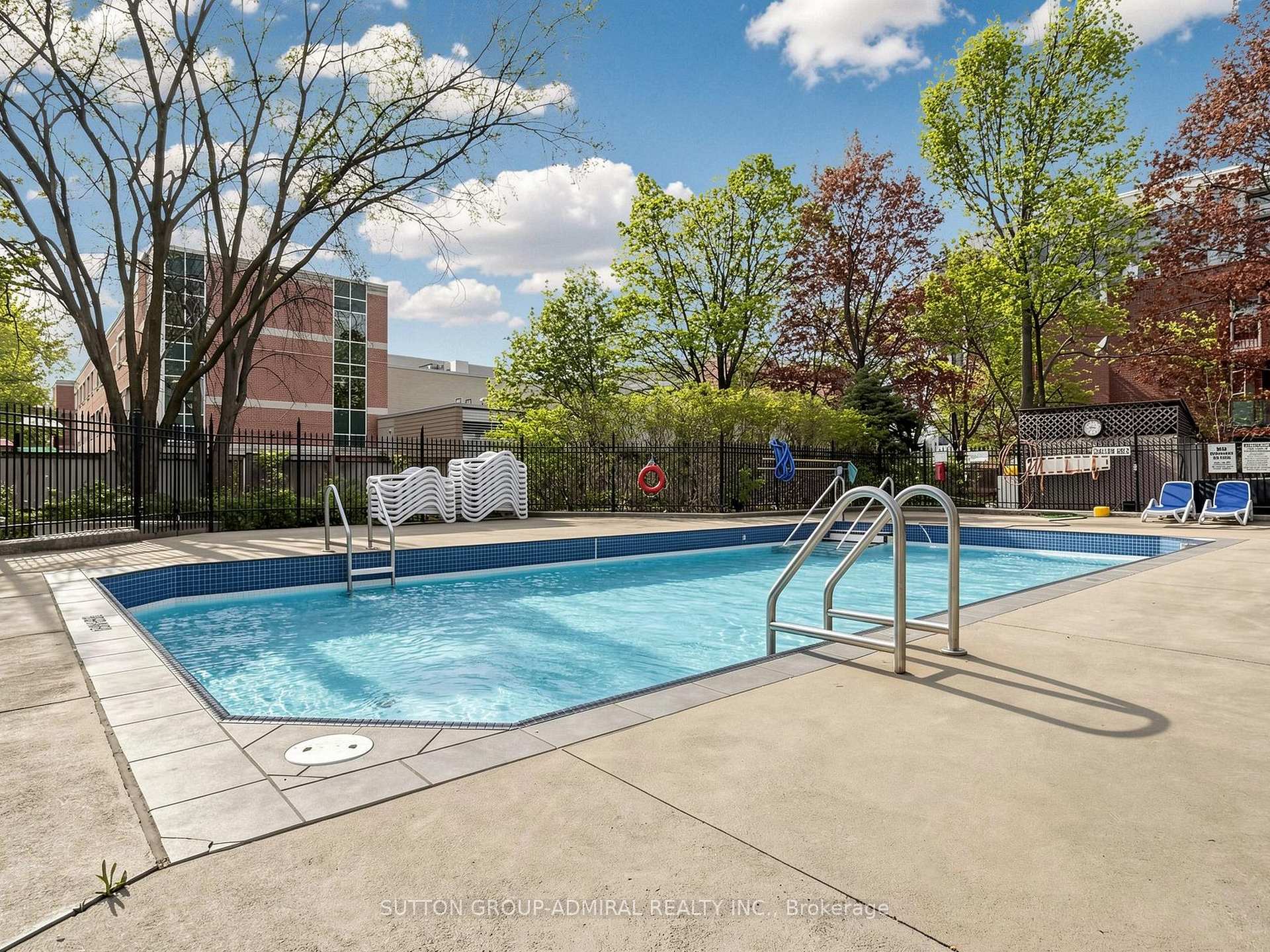 Photo 57 of Unit 1004, 2 Covington Road, Toronto, Englemount-Lawrence — HOMEH