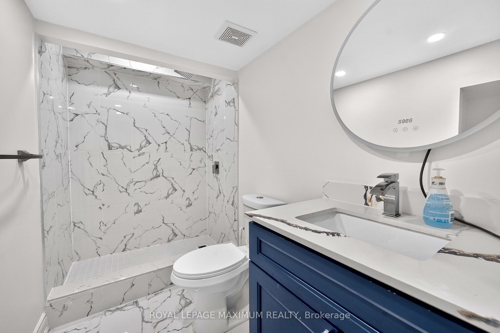Photo 31 of 95 White Beach Crescent, Vaughan, Patterson — HOMEH