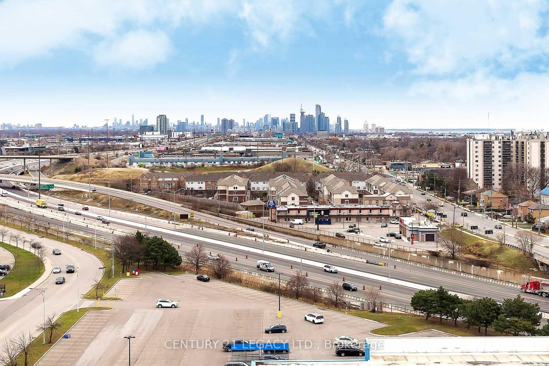 Photo 3 of Unit 1507, 205 Sherway Gardens Road, Etobicoke, Islington-City Centre West — HOMEH
