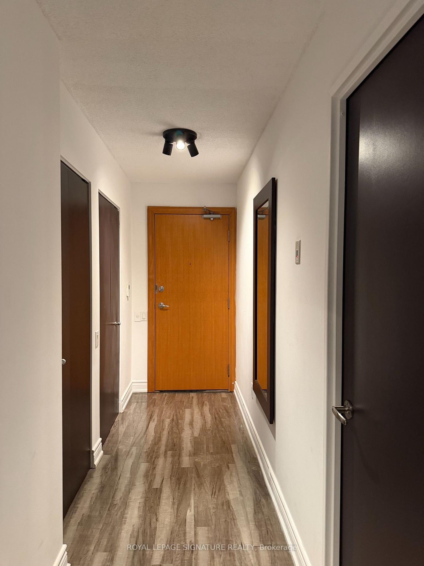 Photo 34 of Unit 2210, 33 Sheppard Avenue E, North York, Willowdale East — HOMEH