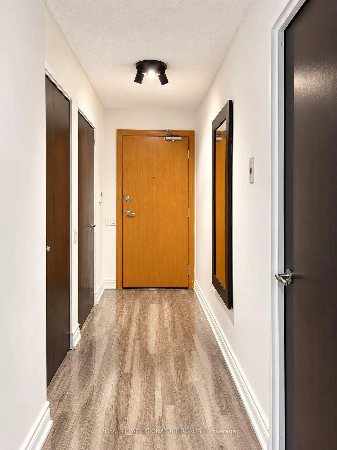 Photo 31 of Unit 2210, 33 Sheppard Avenue E, North York, Willowdale East — HOMEH