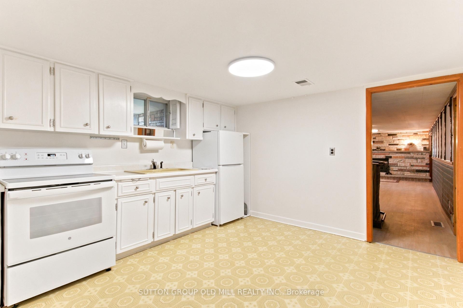 Photo 24 of 993 Islington Avenue, Etobicoke, Stonegate-Queensway — HOMEH