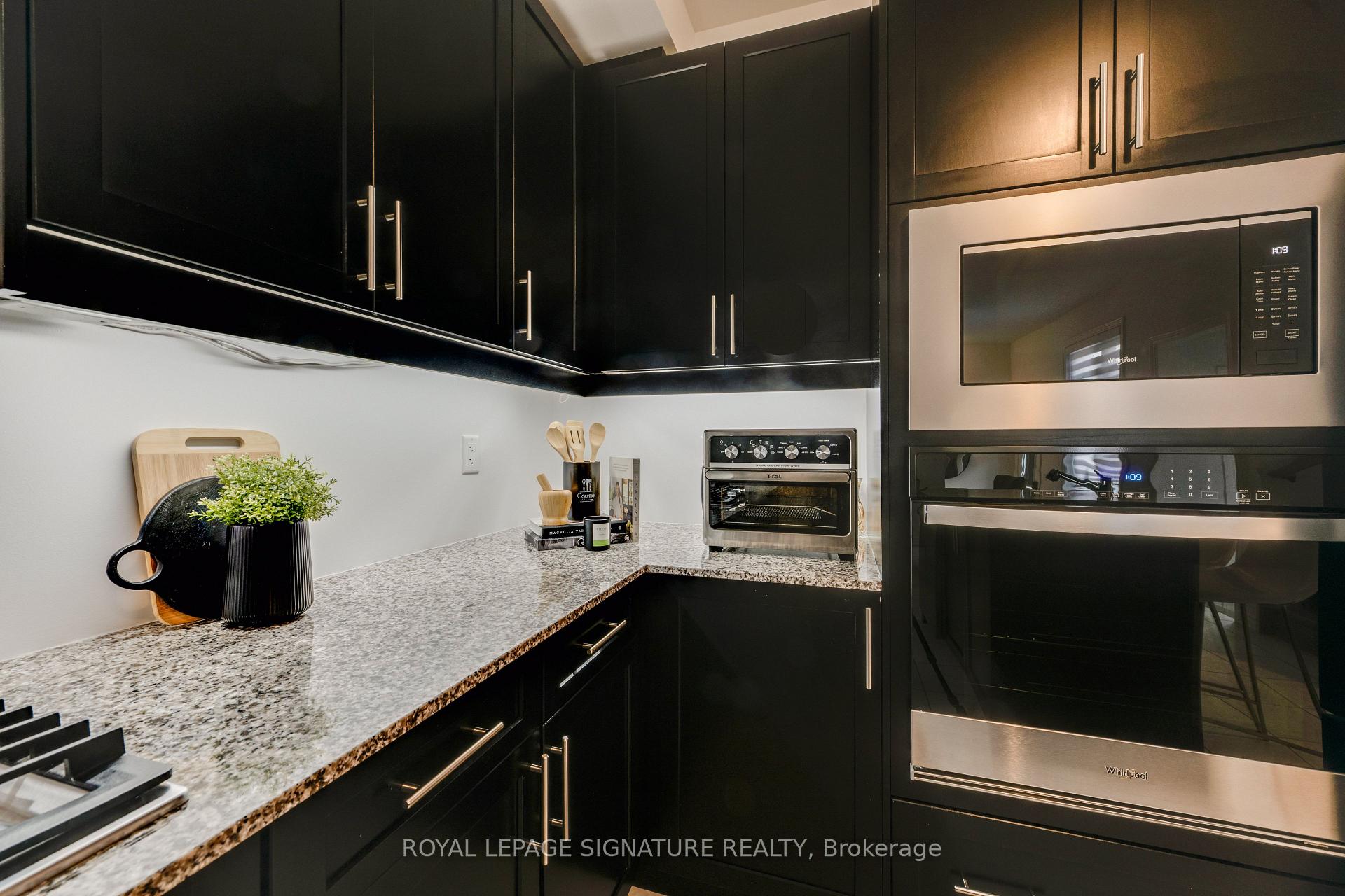 Photo 15 of 15 Mountainside Crescent, Whitby, Rolling Acres — HOMEH